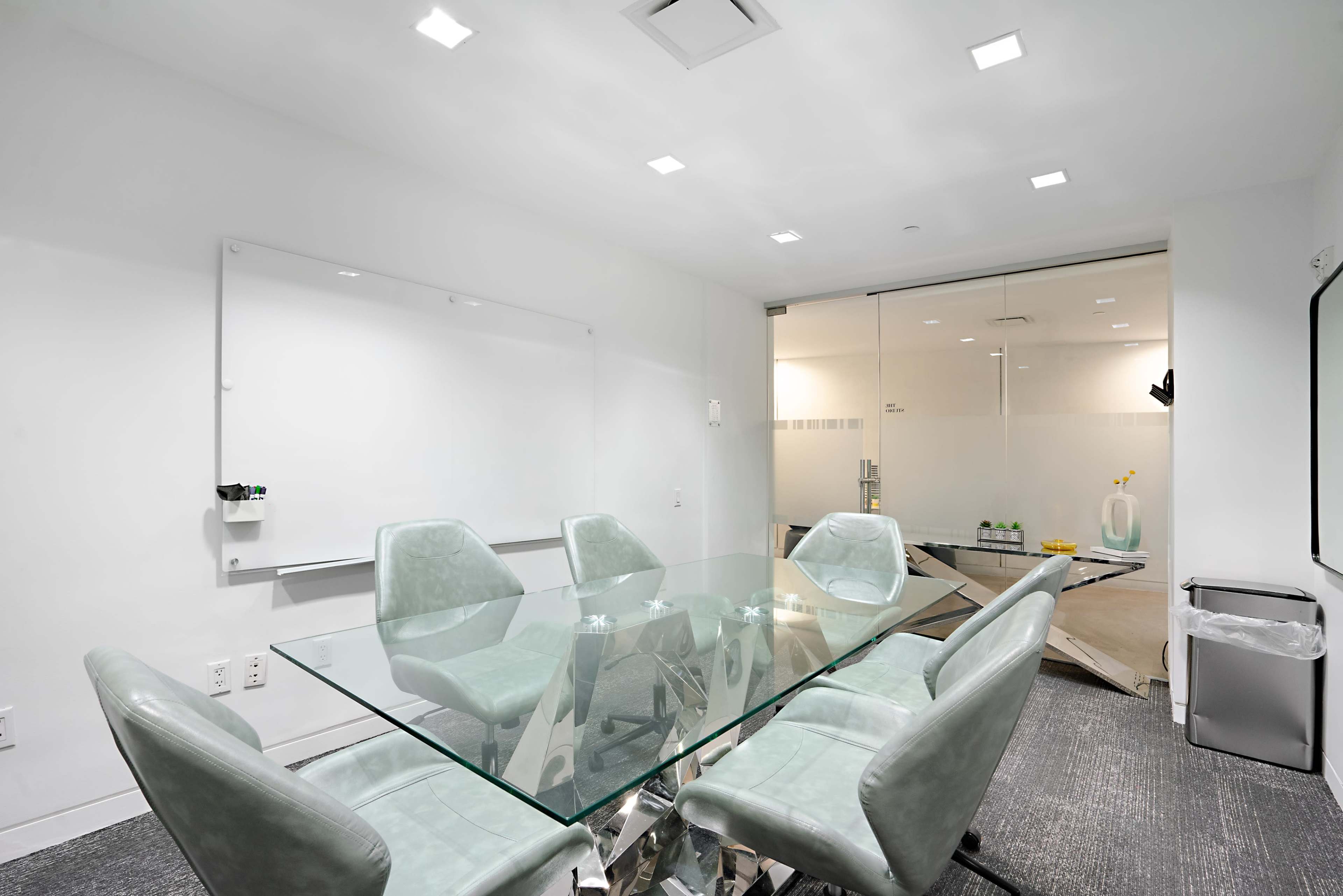 Studio Meeting Room - Private & Modern Space in Midtown NYC Image in Midtown, New York, NY