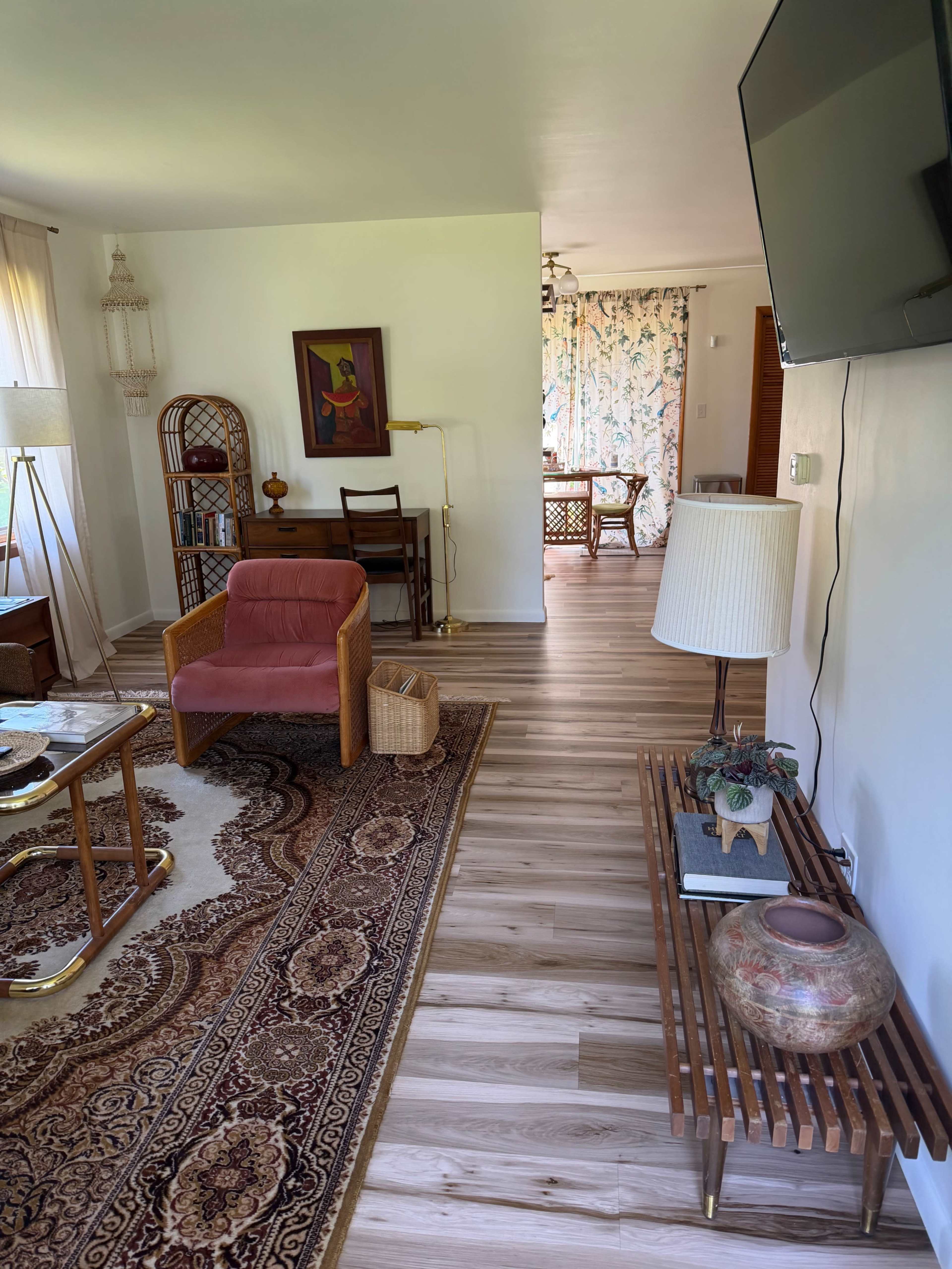 Midcentury Modern Suite Image in Concord Township, Elkhart, IN