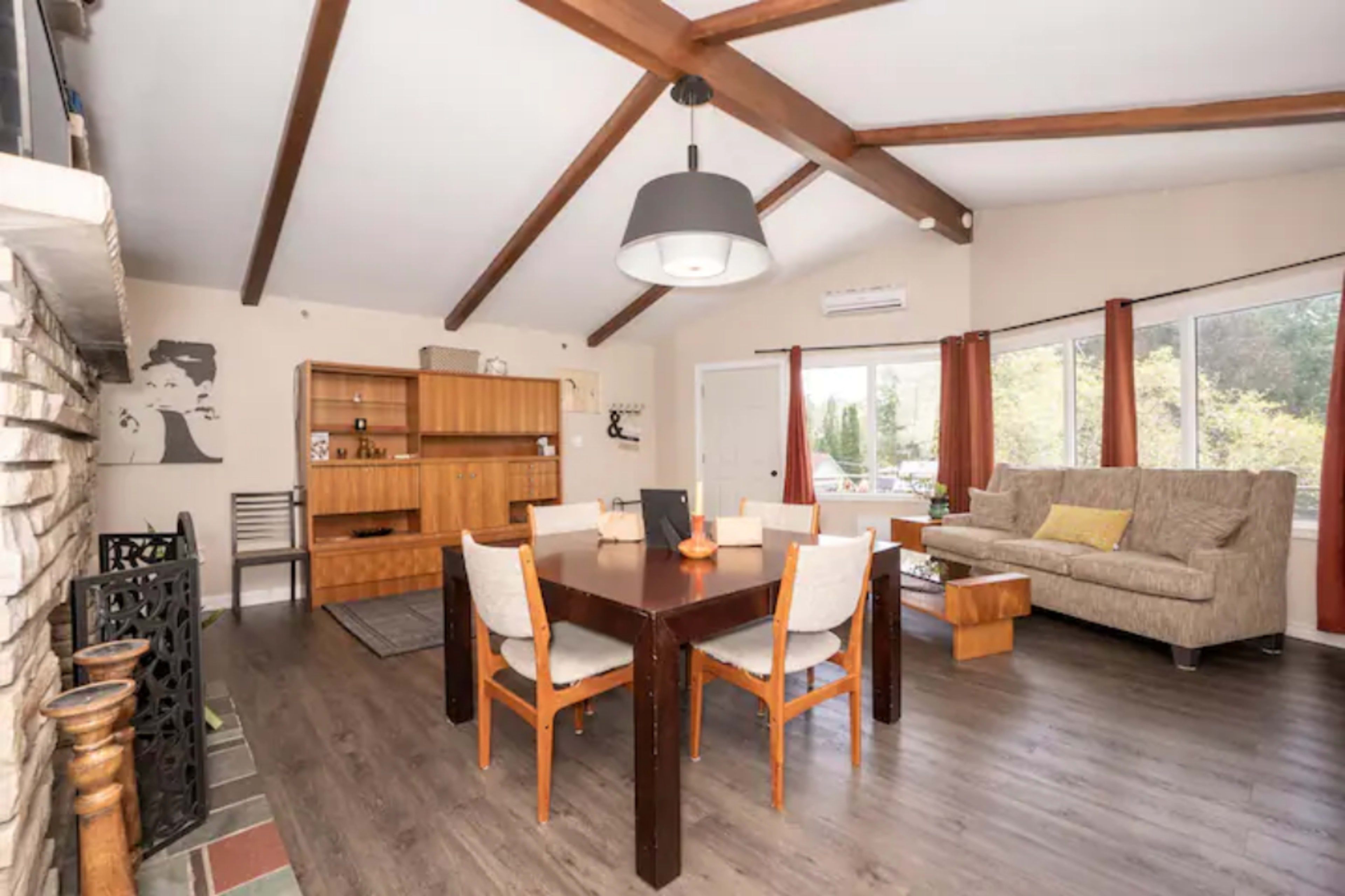 Magical Countryside Gardens and Historic Inn Image in Stirling-Rawdon, Stirling-Rawdon, ON