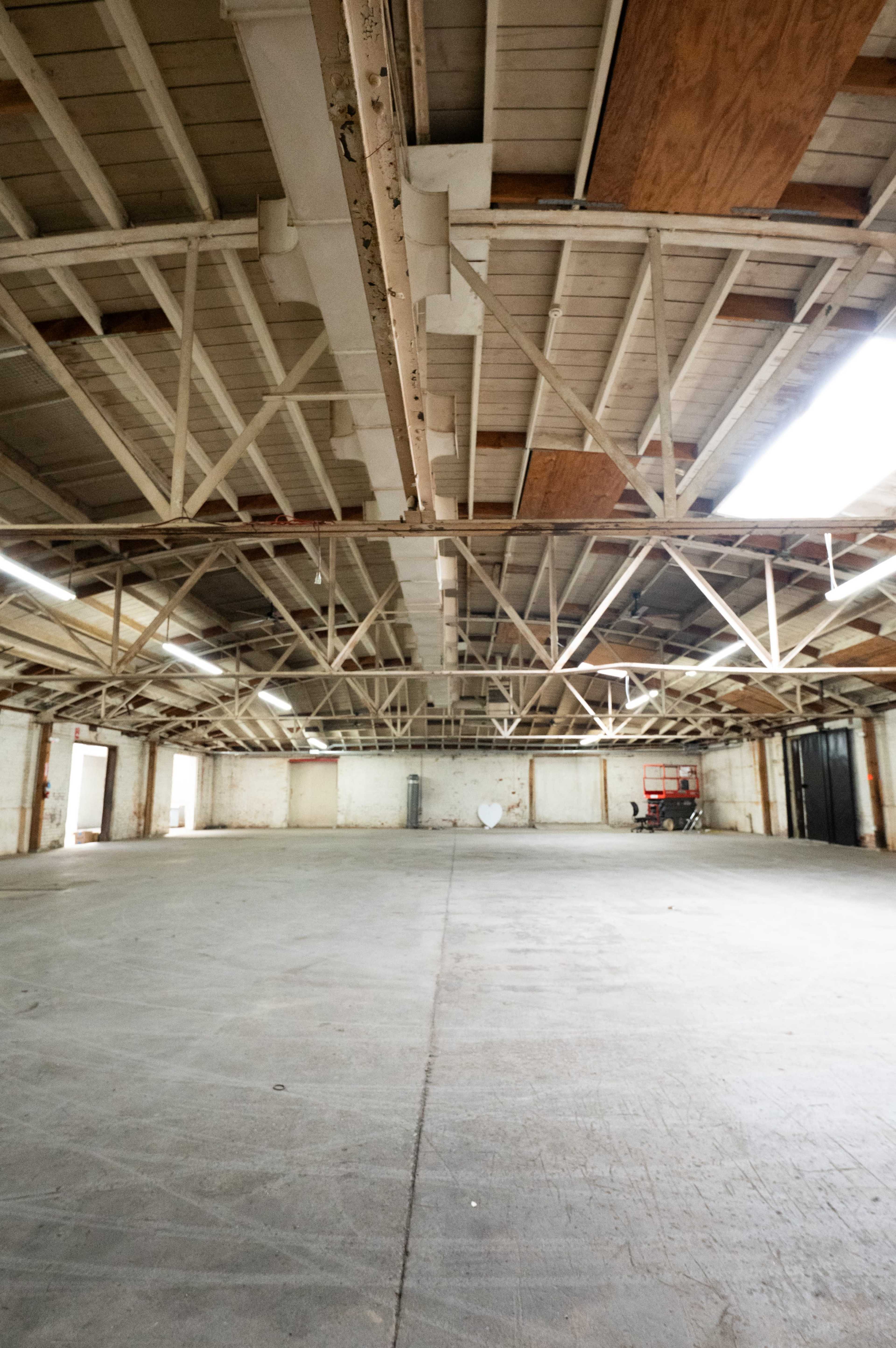 13k sqft Warehouse Open Floor Space for Event or Shooting Image in Florence, Los Angeles, CA