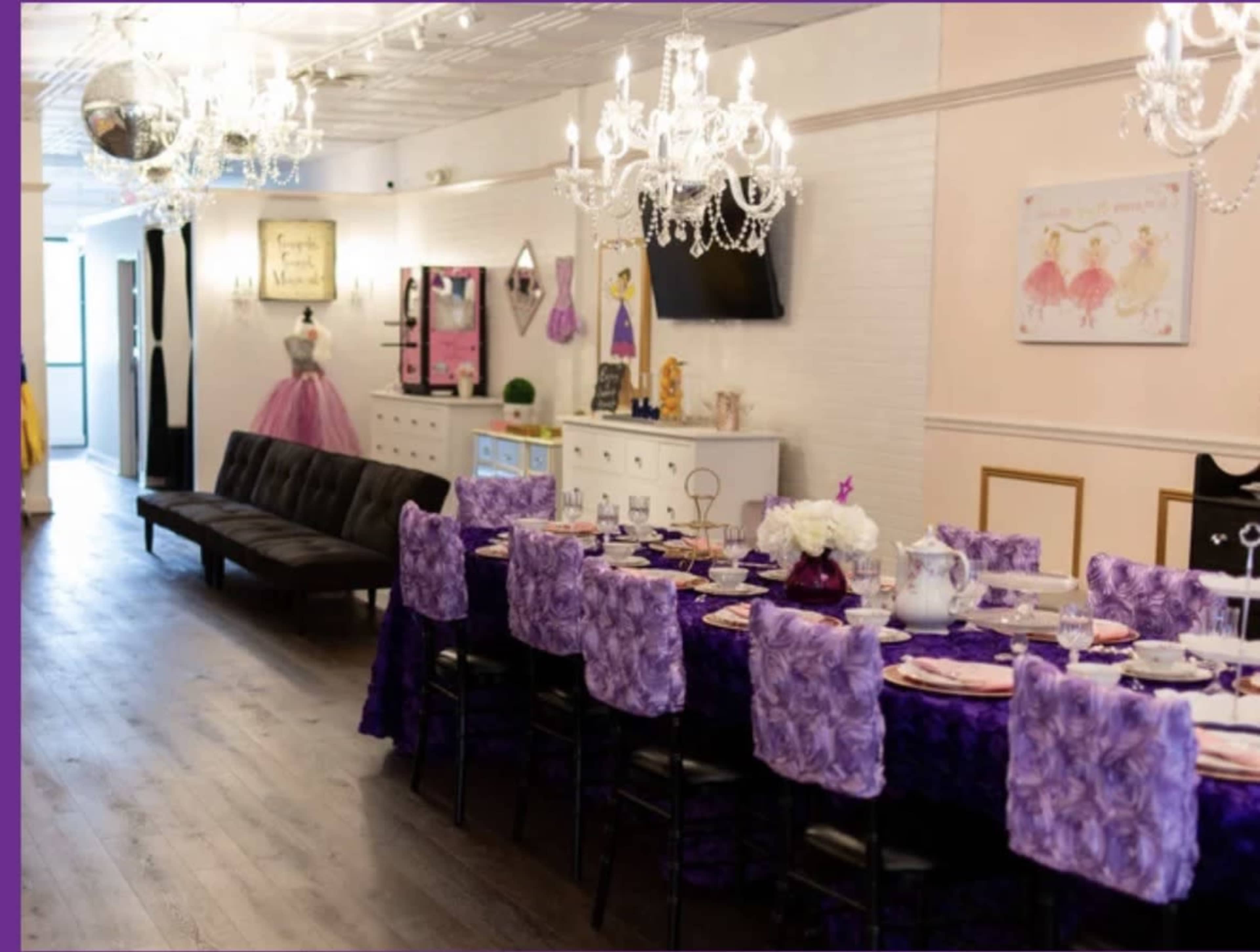 All-Inclusive Event Venue | Corporate, Showers, Kids’ Parties, Photo Shoots & More Image in Green Brook Township, Greenbrook, NJ