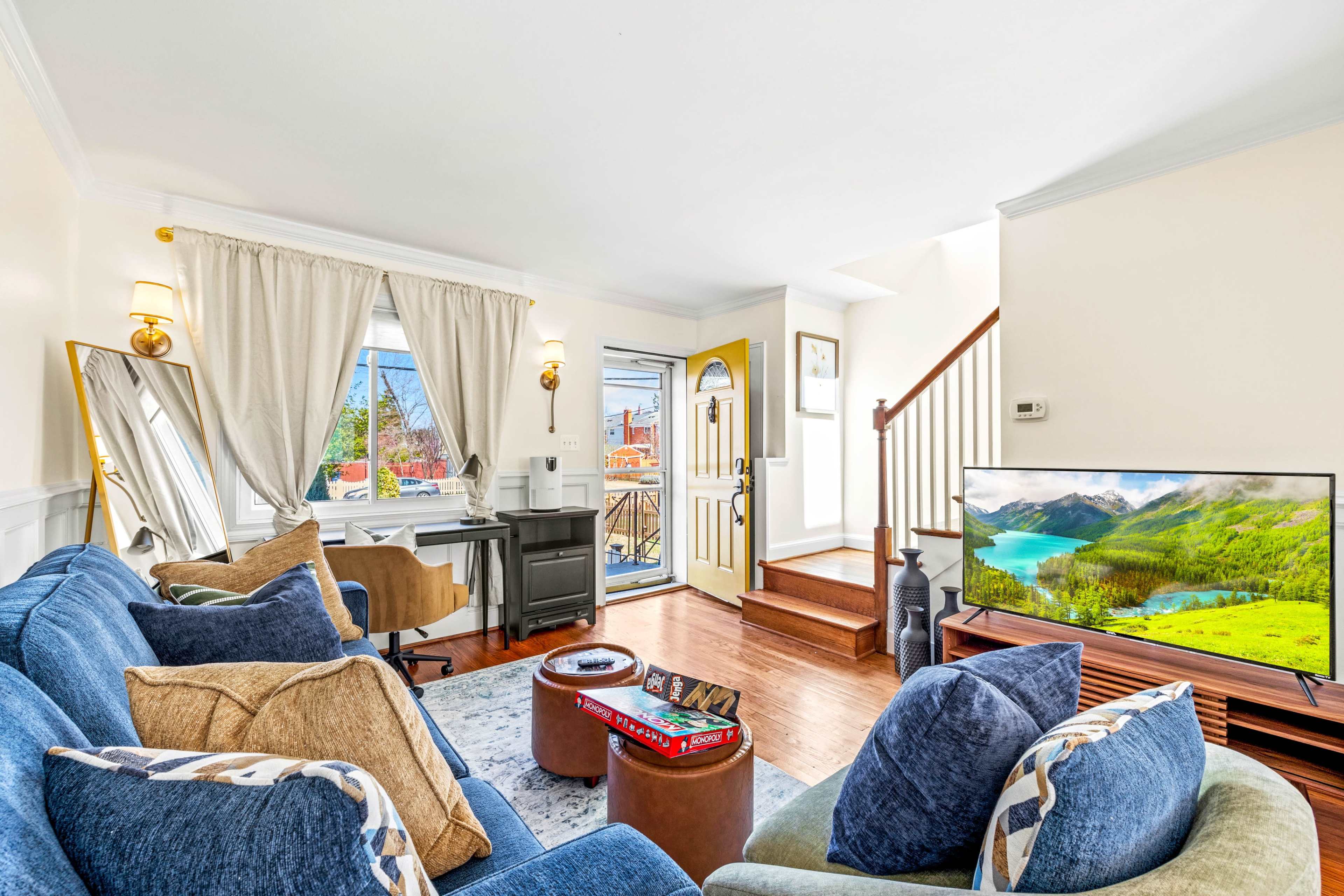 Cherry Blossom Luxury Retreat Image in Southwest Quadrant, Alexandria, VA