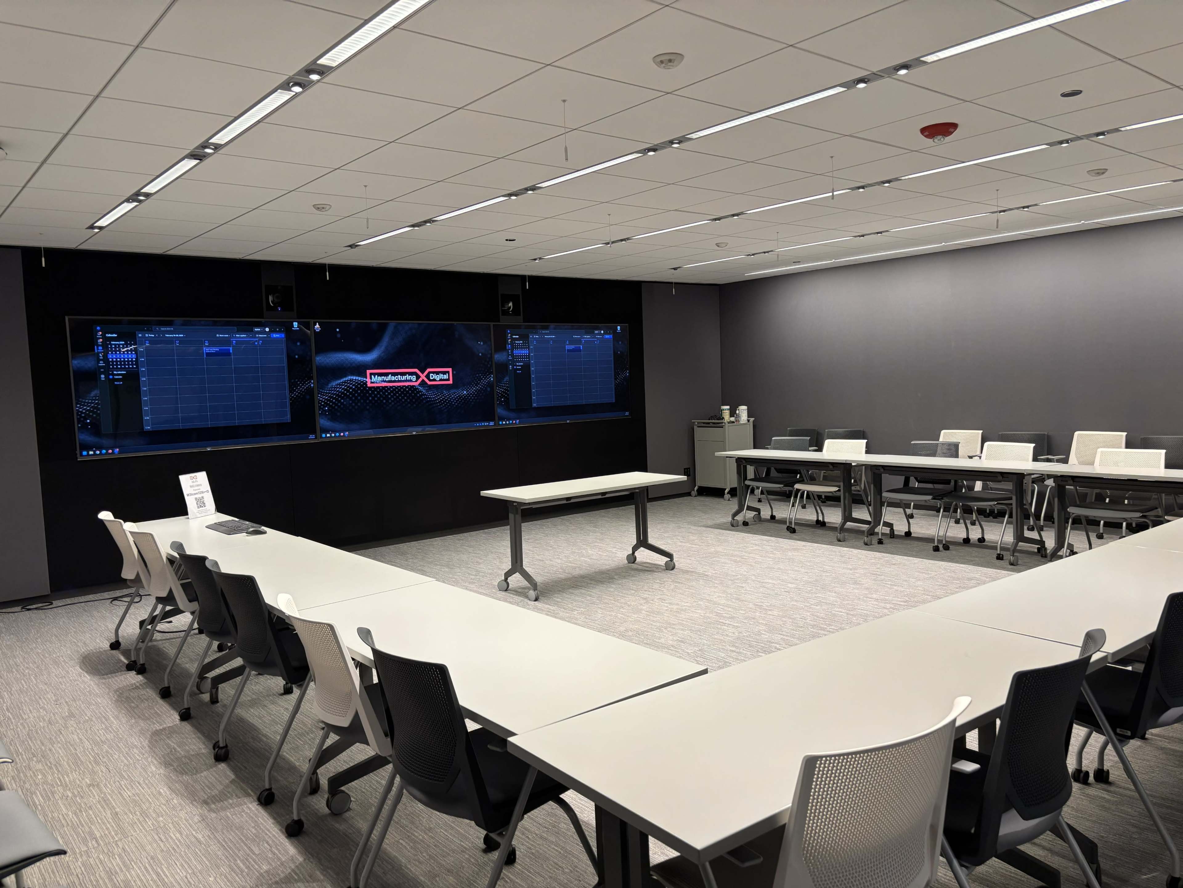 Connect Center Image in Near North Side, Chicago, IL