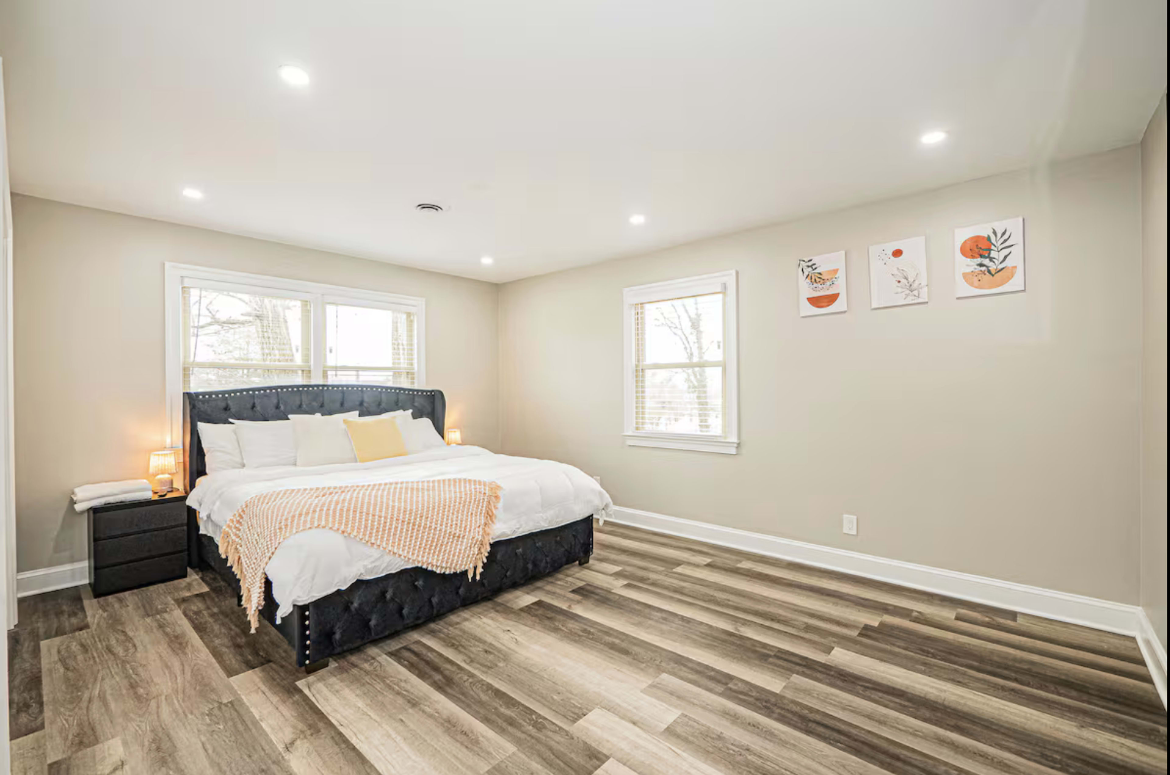 Spacious 7 BR House Near UMD | Perfect for Groups! Image in Hollywood, College Park, MD