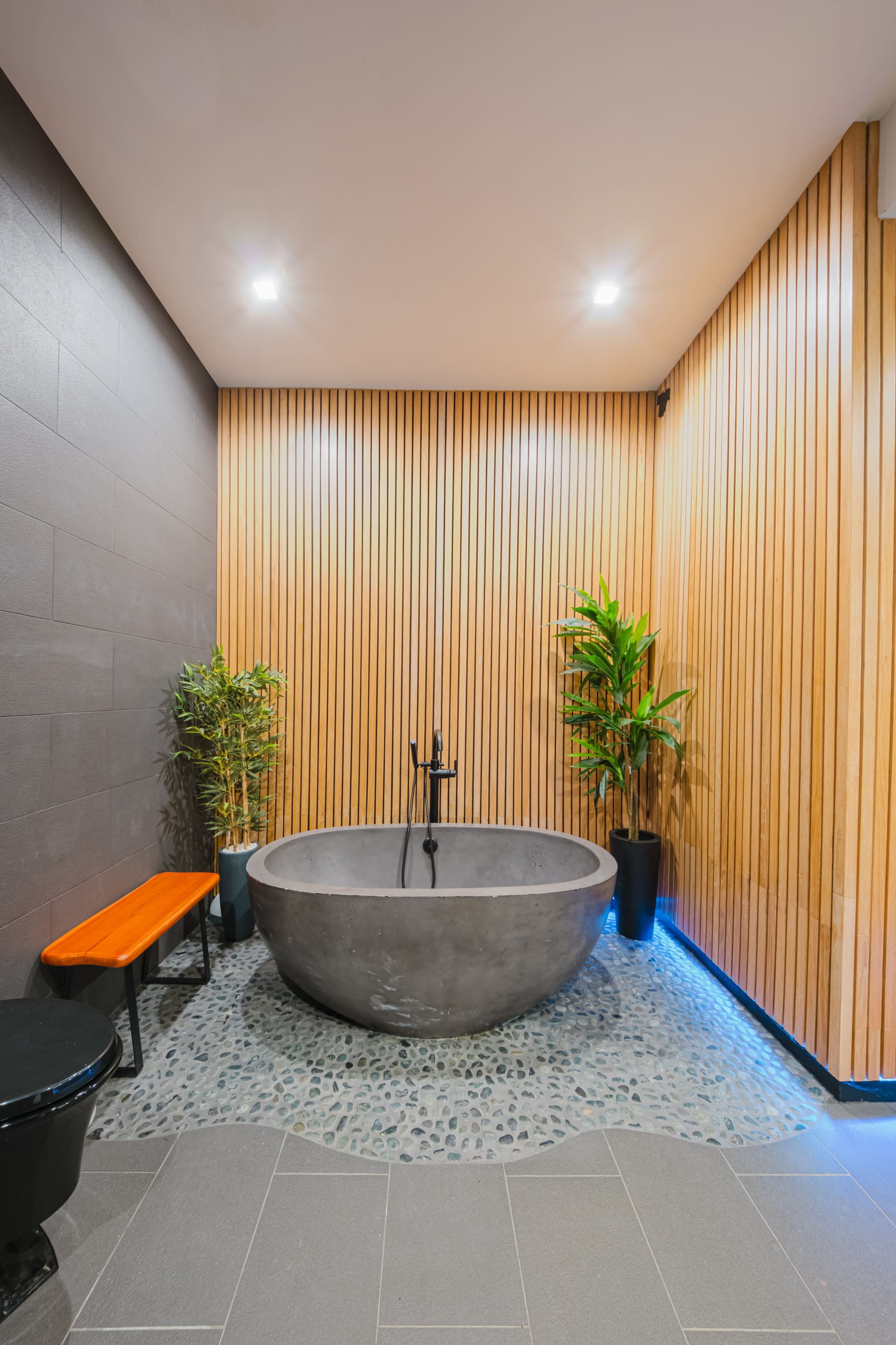 MODERN LUXE ARCHITECTURAL GEM IN THE HILLS Image in Bel Air, Los Angeles, CA