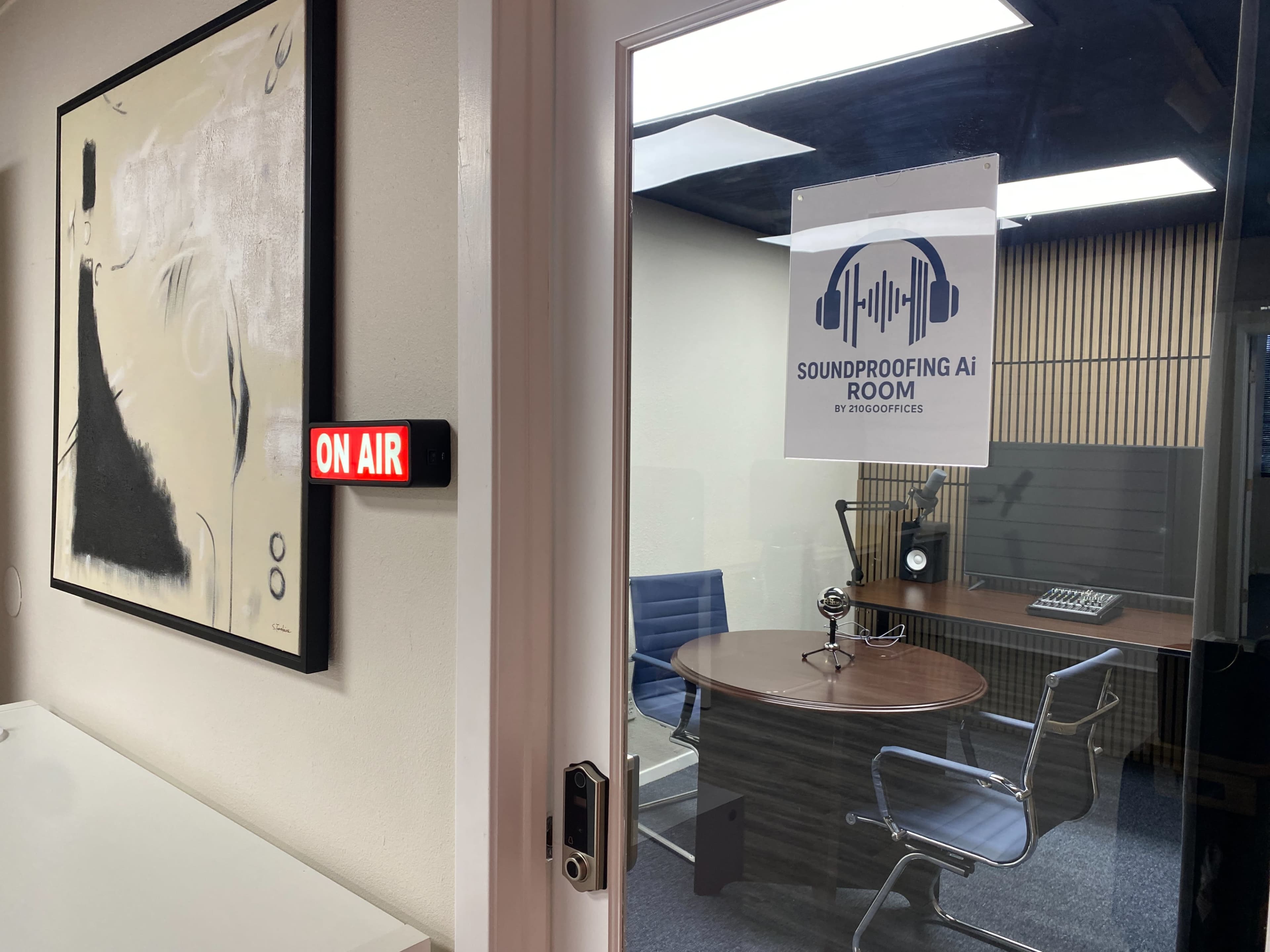 Podcast room equipped with Mac mini Computer, Camera, Mic and TV as monitor Image in Vance Jackson, San Antonio, TX