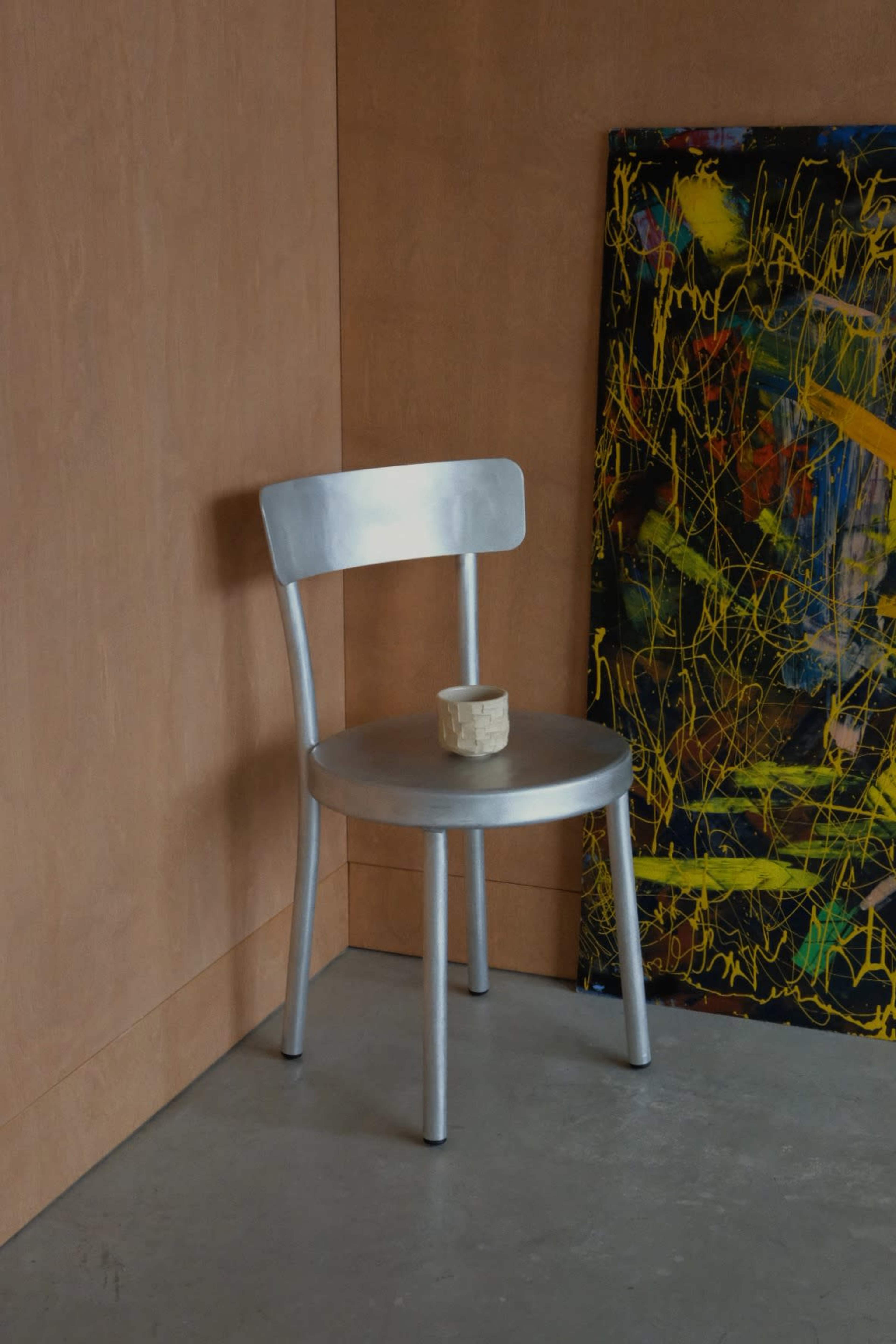 Neighbourhood coffee shop and wine bar with minimalistic design Image in Penticton, Penticton, BC