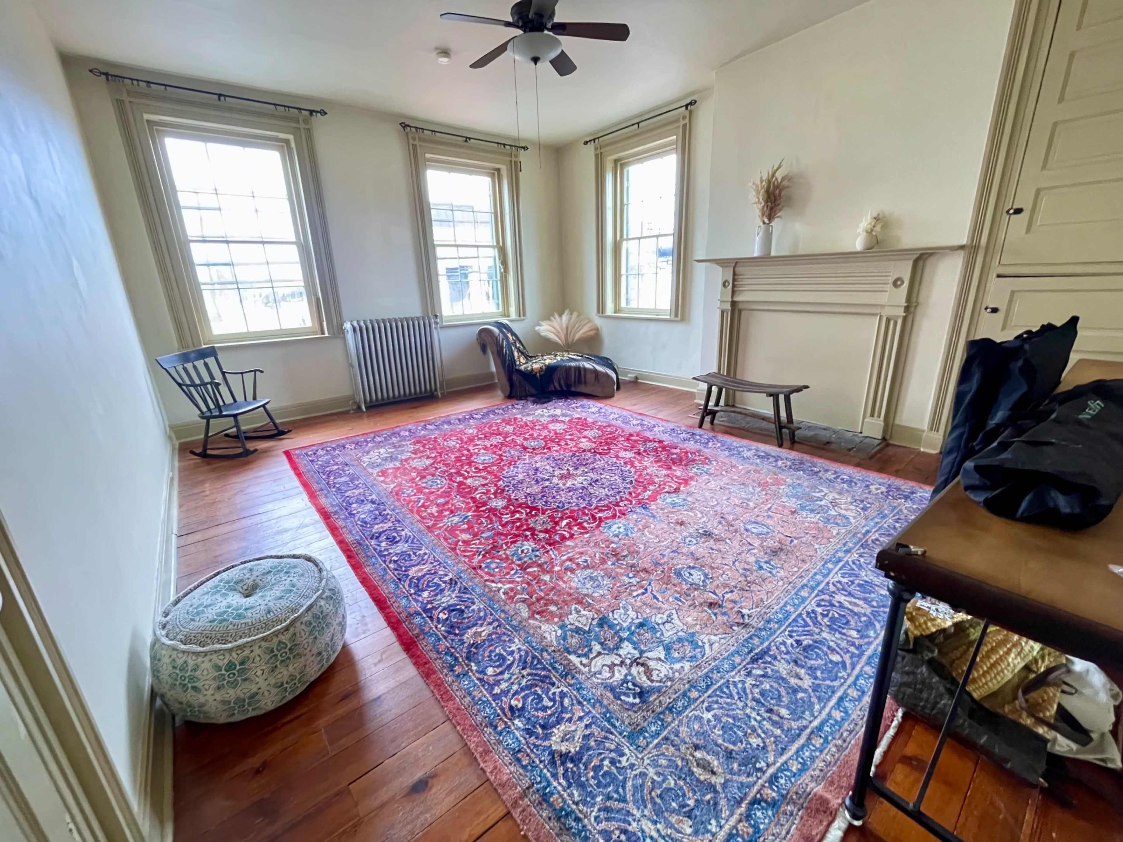 Charming Natural Light Boudoir and Lifestyle Studio with Hardwood Floors Image in Middletown, Middletown, MD