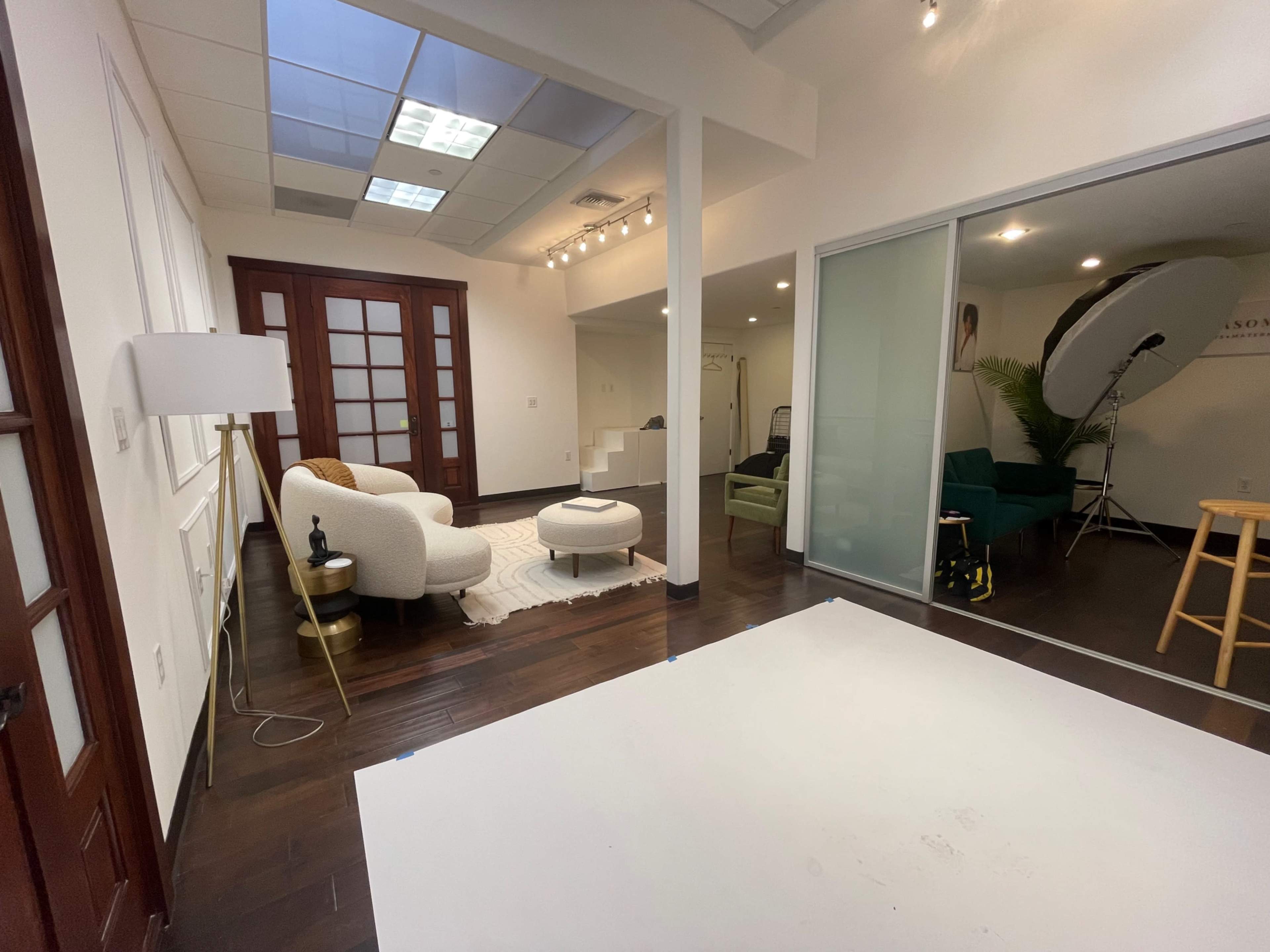 South Bay Photo Studio Image in South Redondo, Redondo Beach, CA