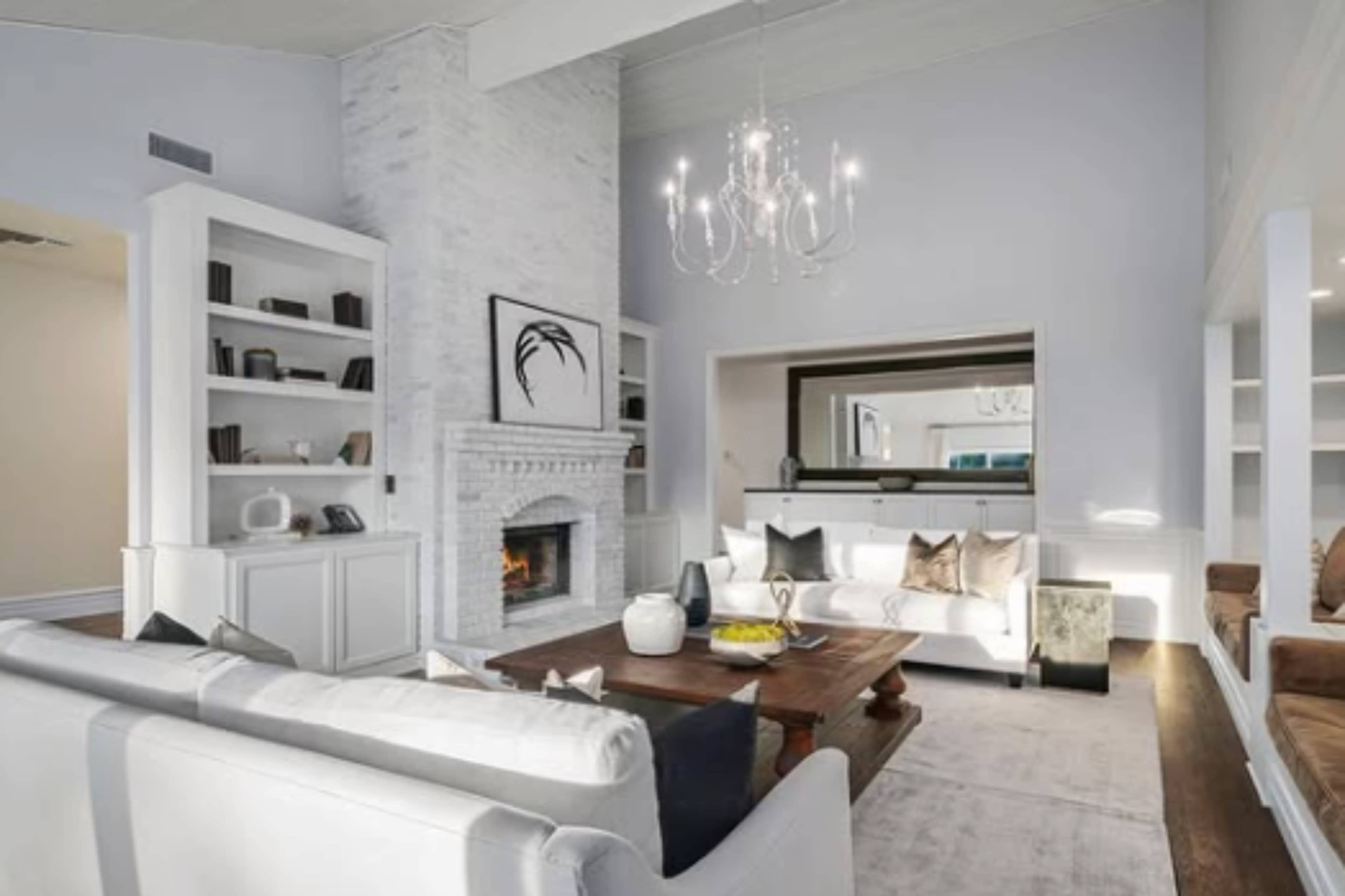 ELEGANT RANCH ESTATE WITH LUXE MODERN CHARM Image in , Calabasas, CA