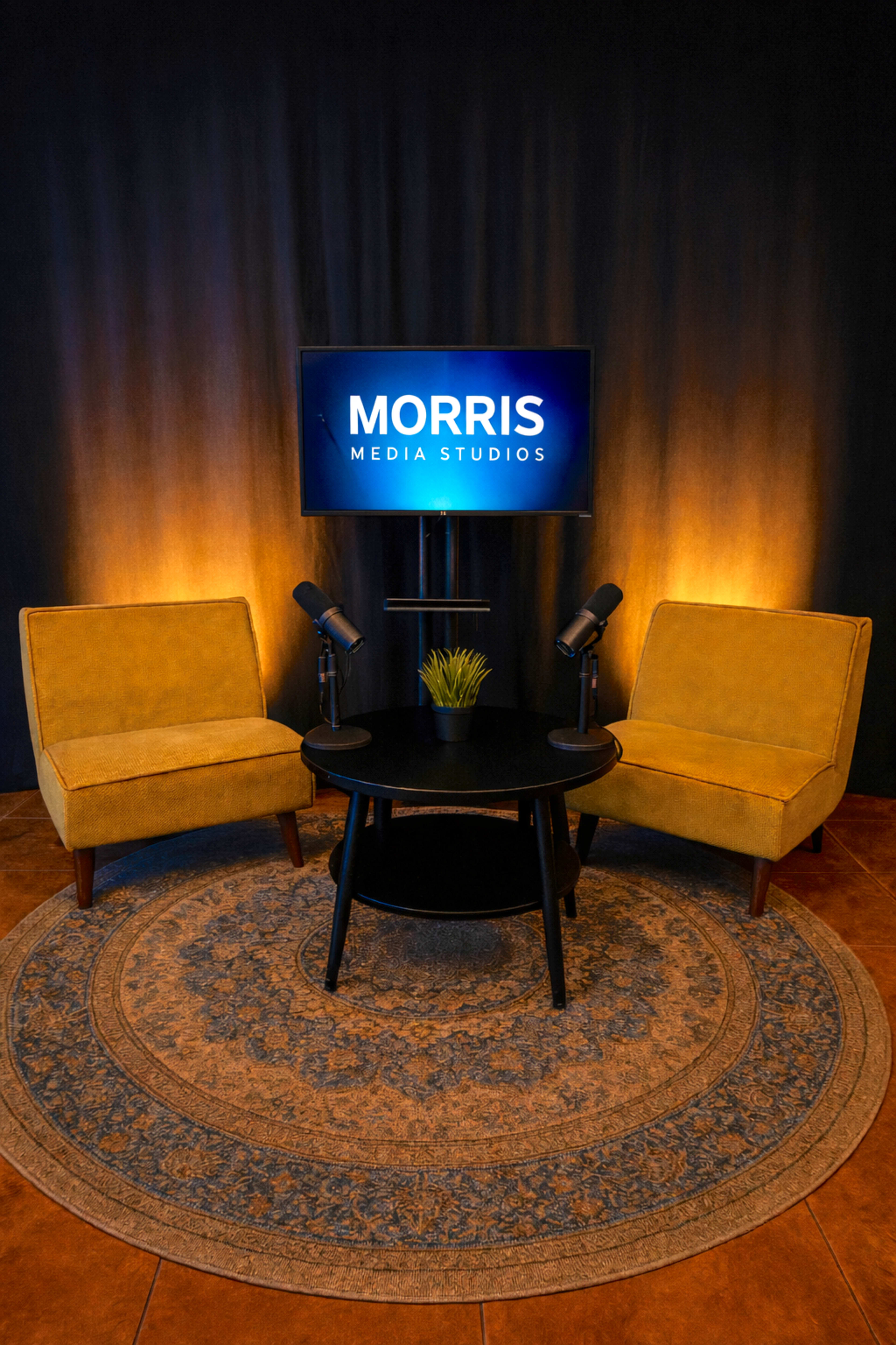 Podcast Broadcast Studio and Green Screen Room Image in Central LA, Los Angeles, CA