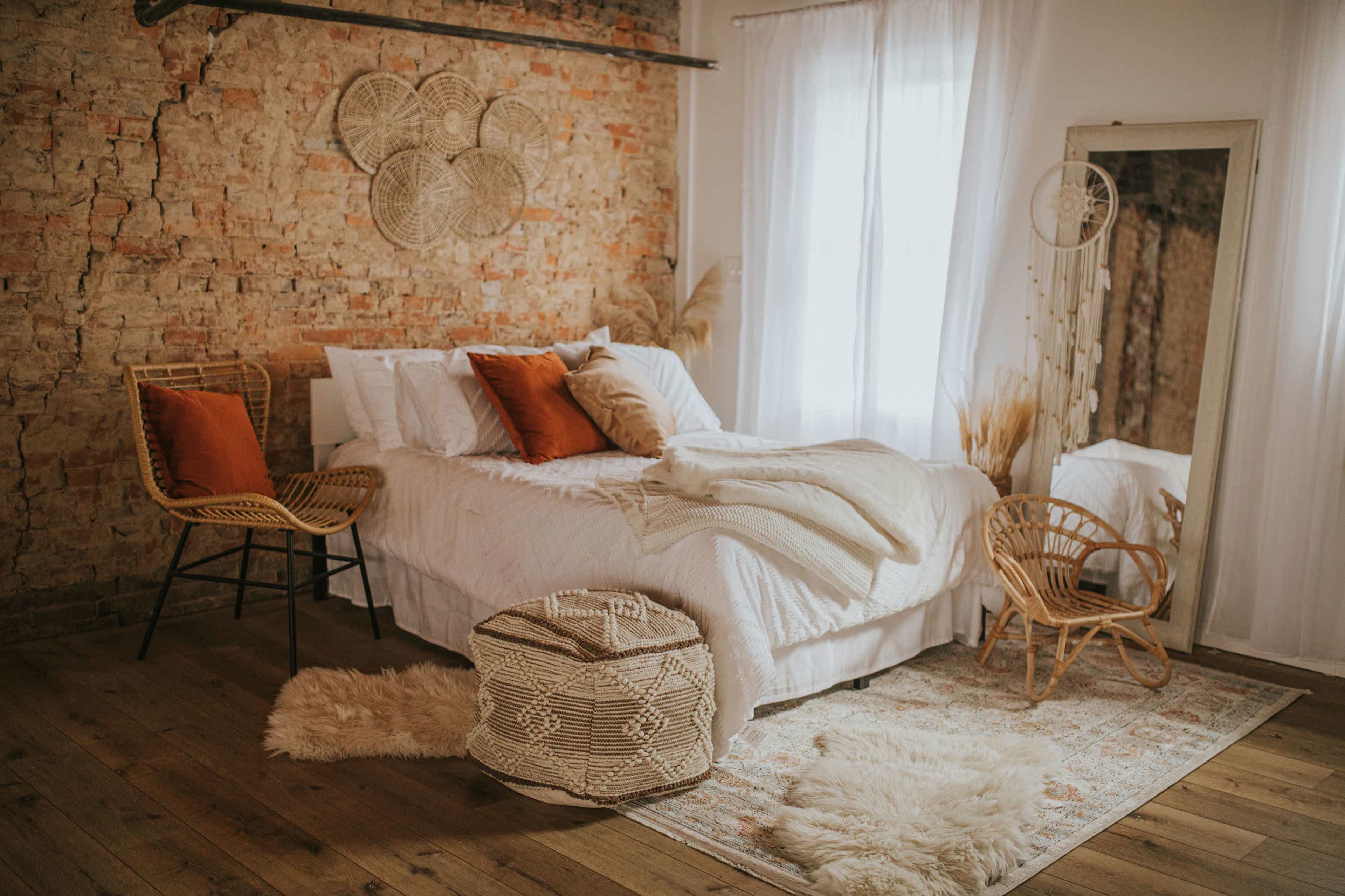 Natural light, exposed brick loft studio Image in Pleasant Township, Georgetown, OH