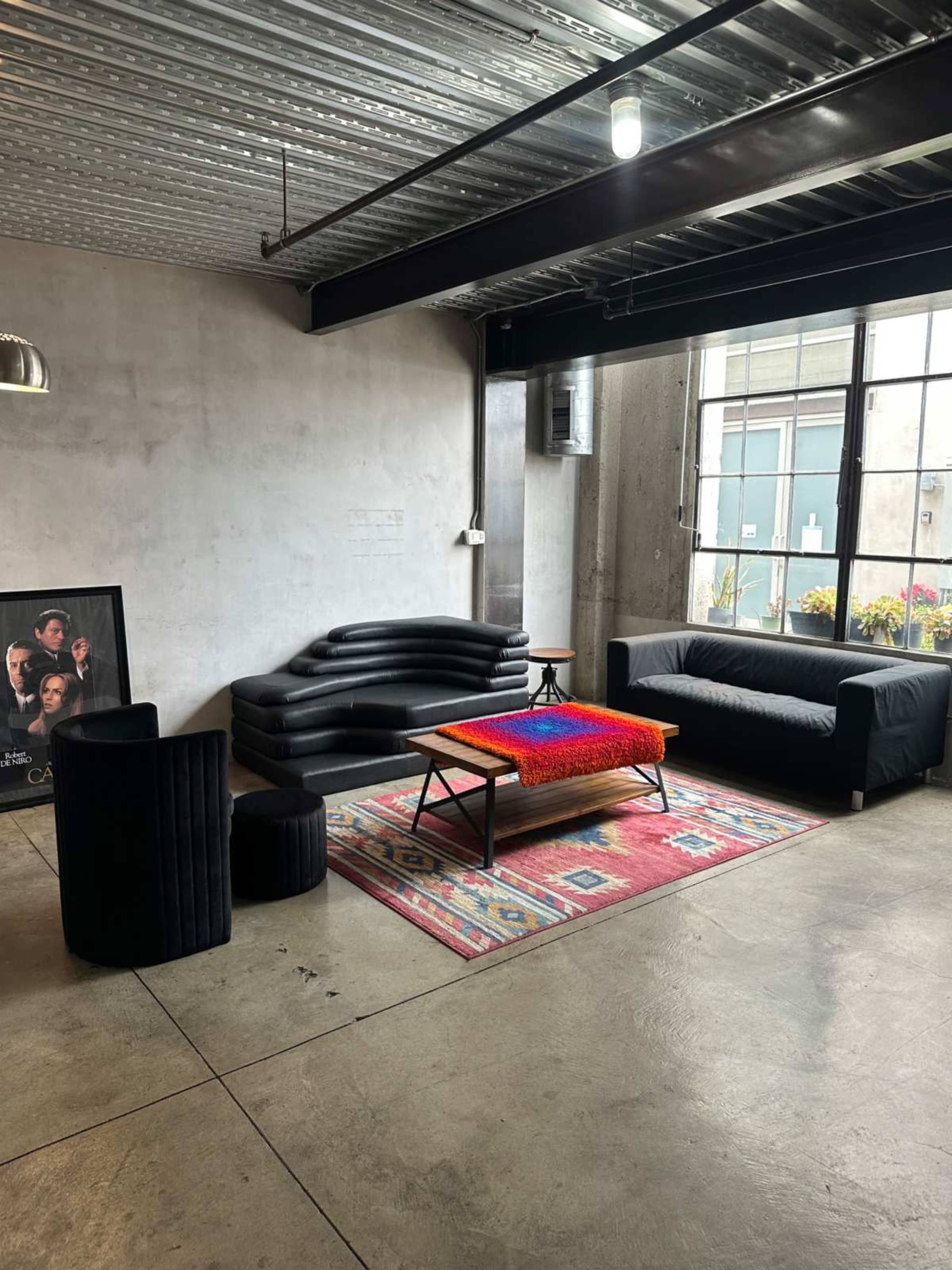 Downtown 3 floor loft with Rooftop Terrace Image in Koreatown, Los Angeles, CA