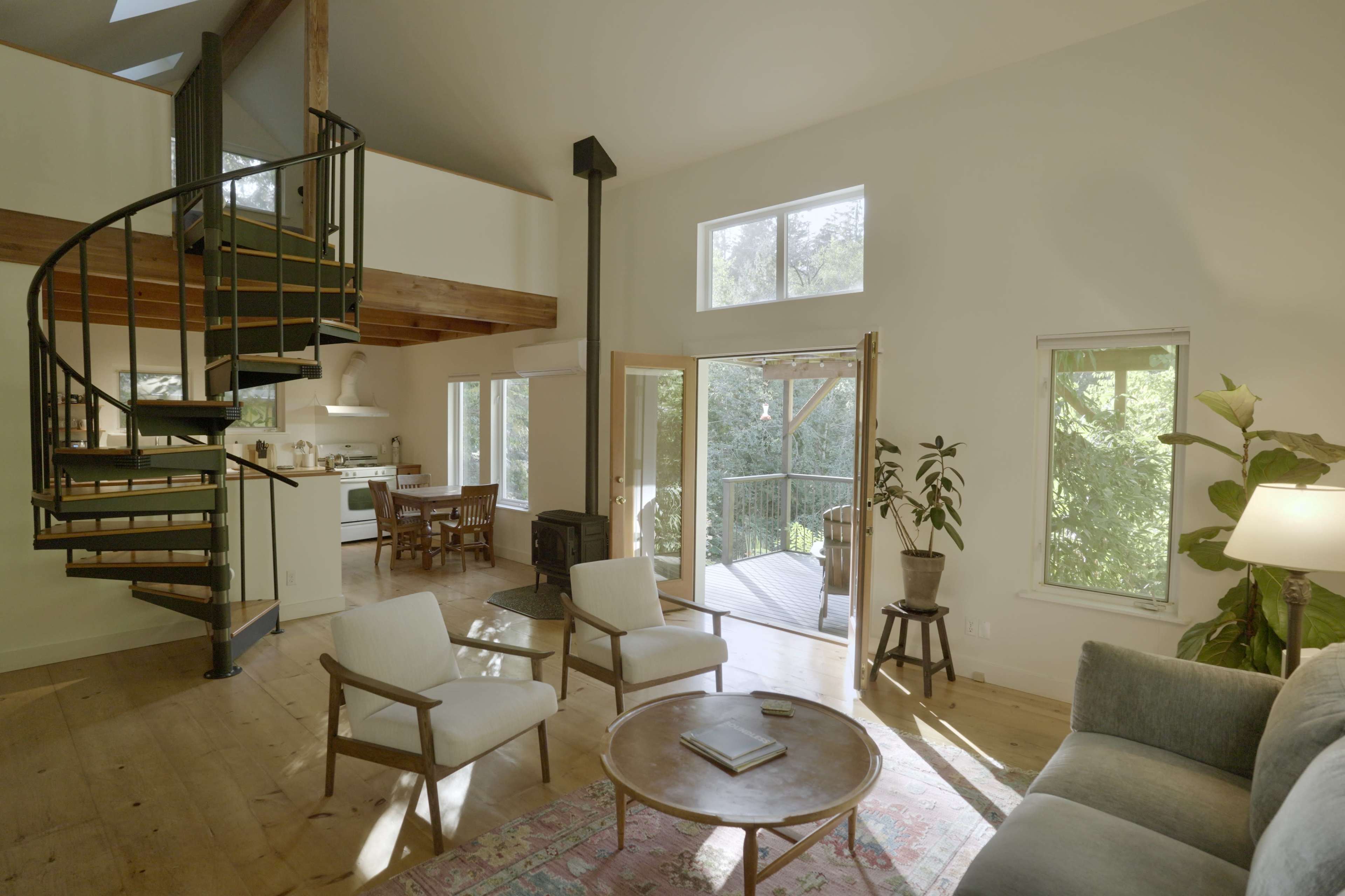 Peaceful private cottage with beautiful nature views Image in Bainbridge Island, BAINBRIDGE ISLAND, WA