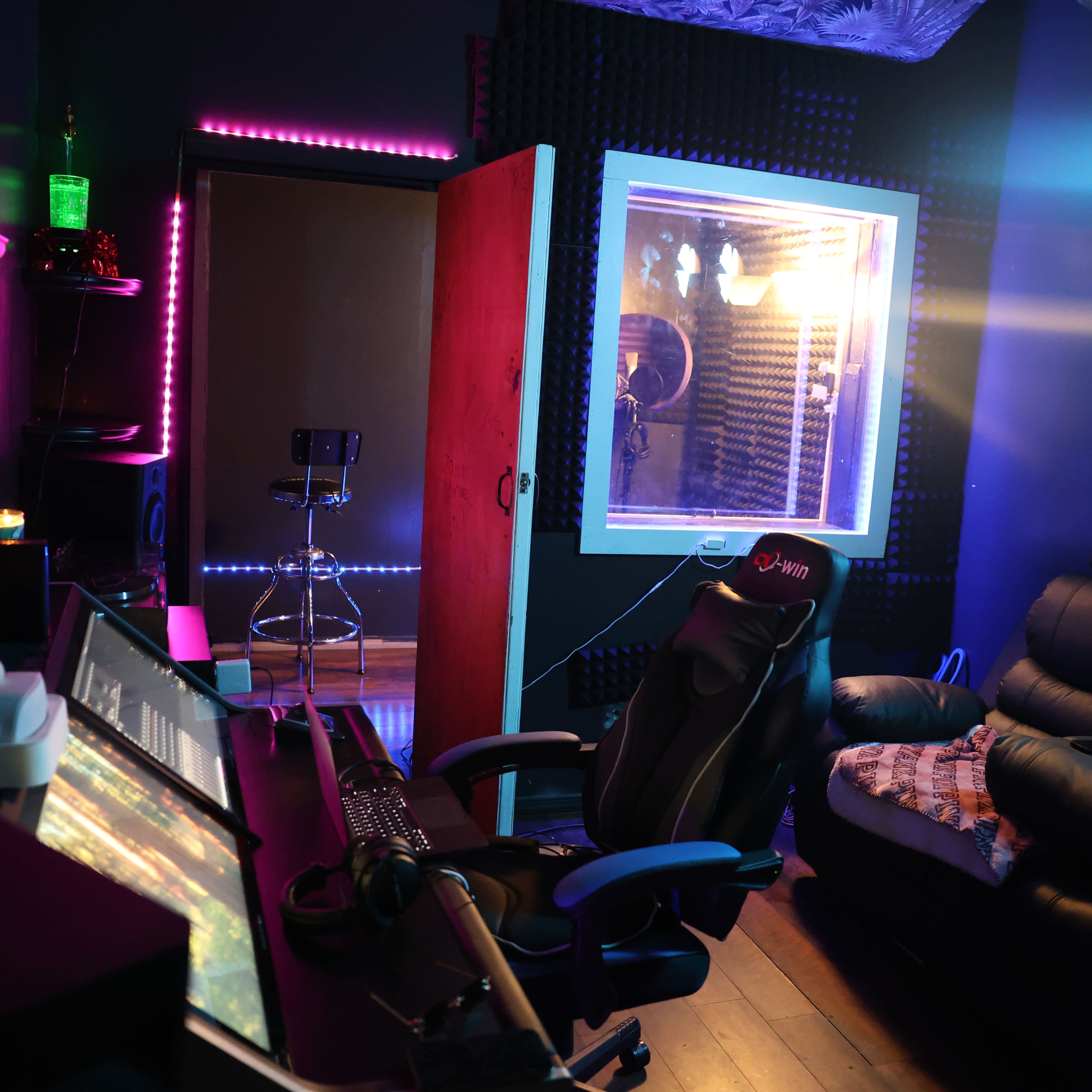 Affordable Recording Studio With Video Camera Access Image in East Williamsburg, Brooklyn, NY