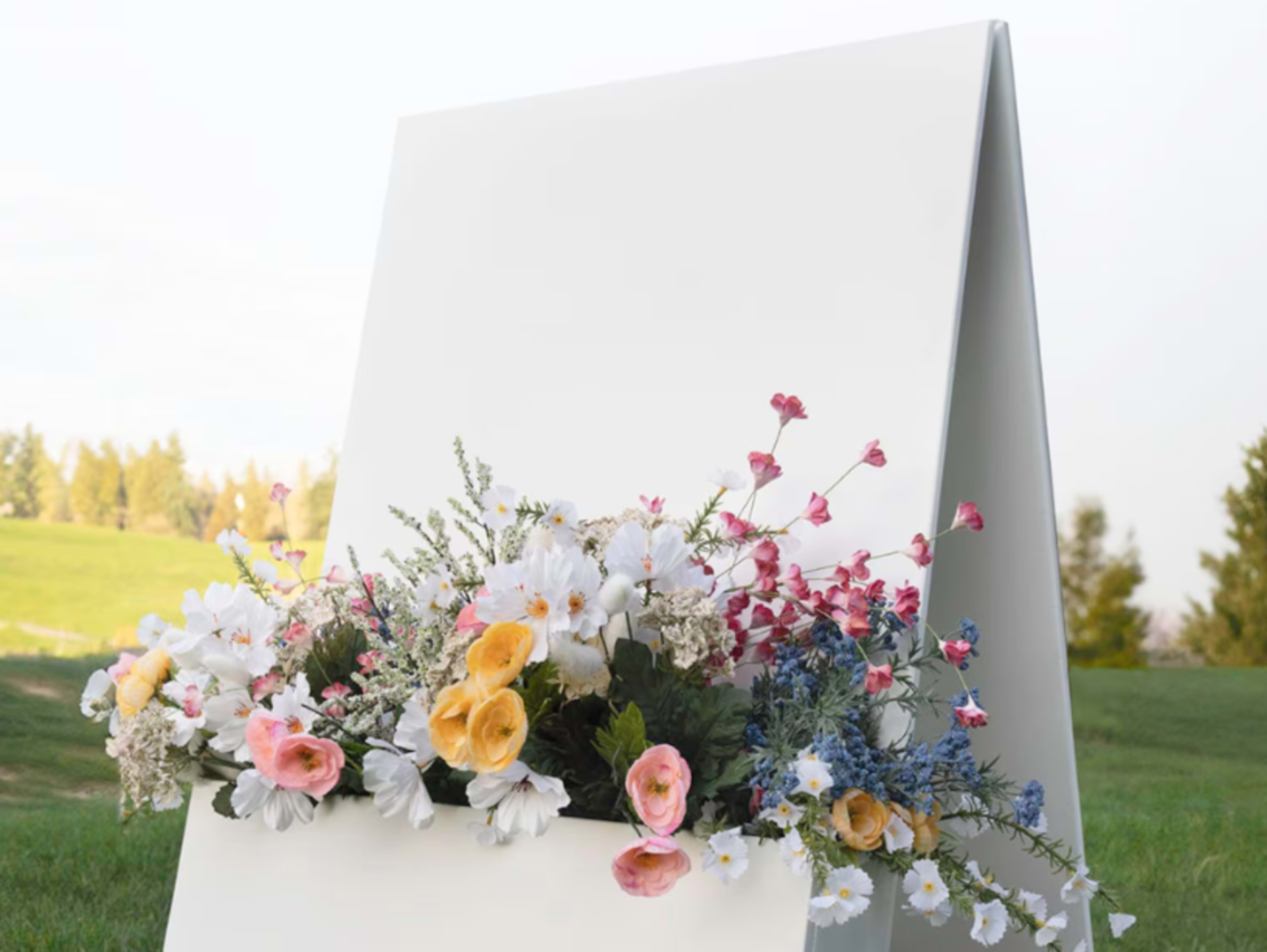 Flower Box Sign (Blank, No Flowers)