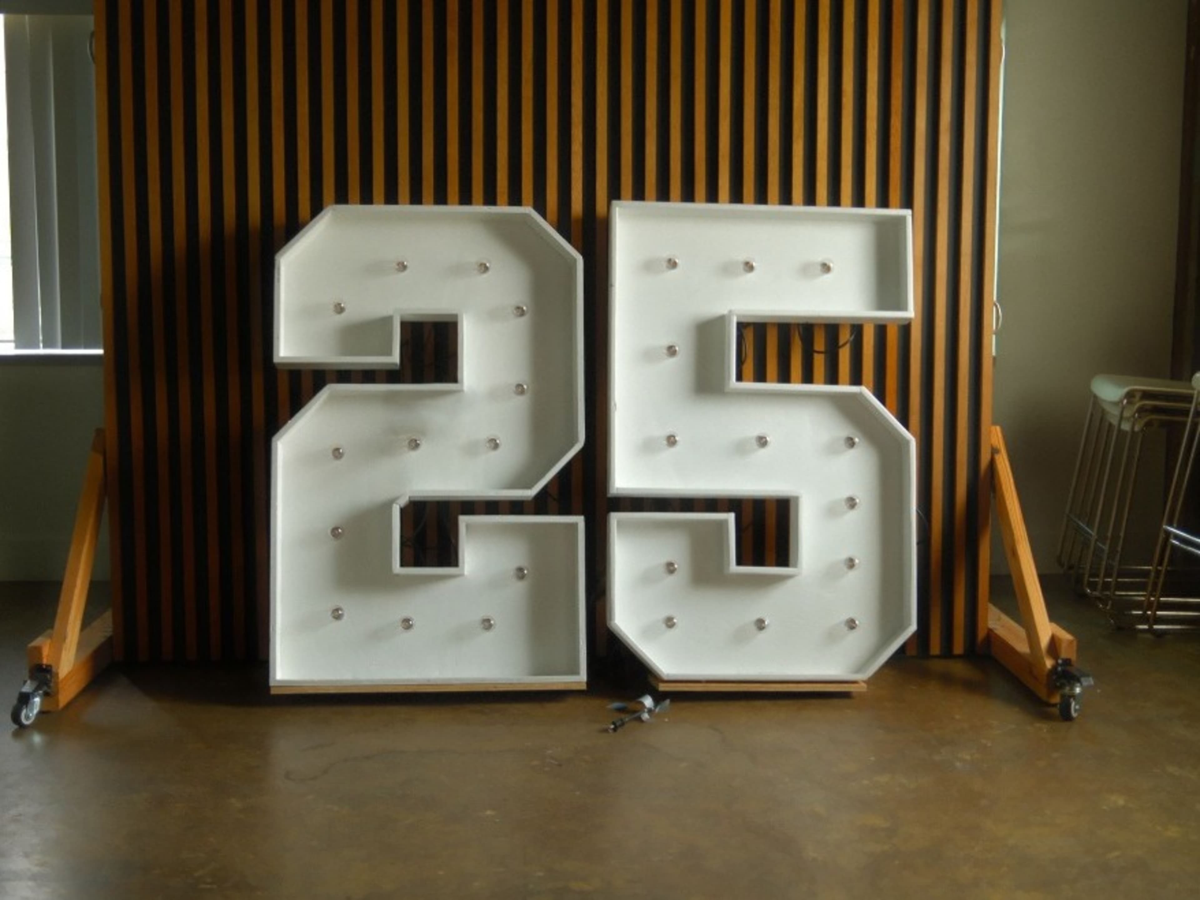 4 ft Graduation numbers