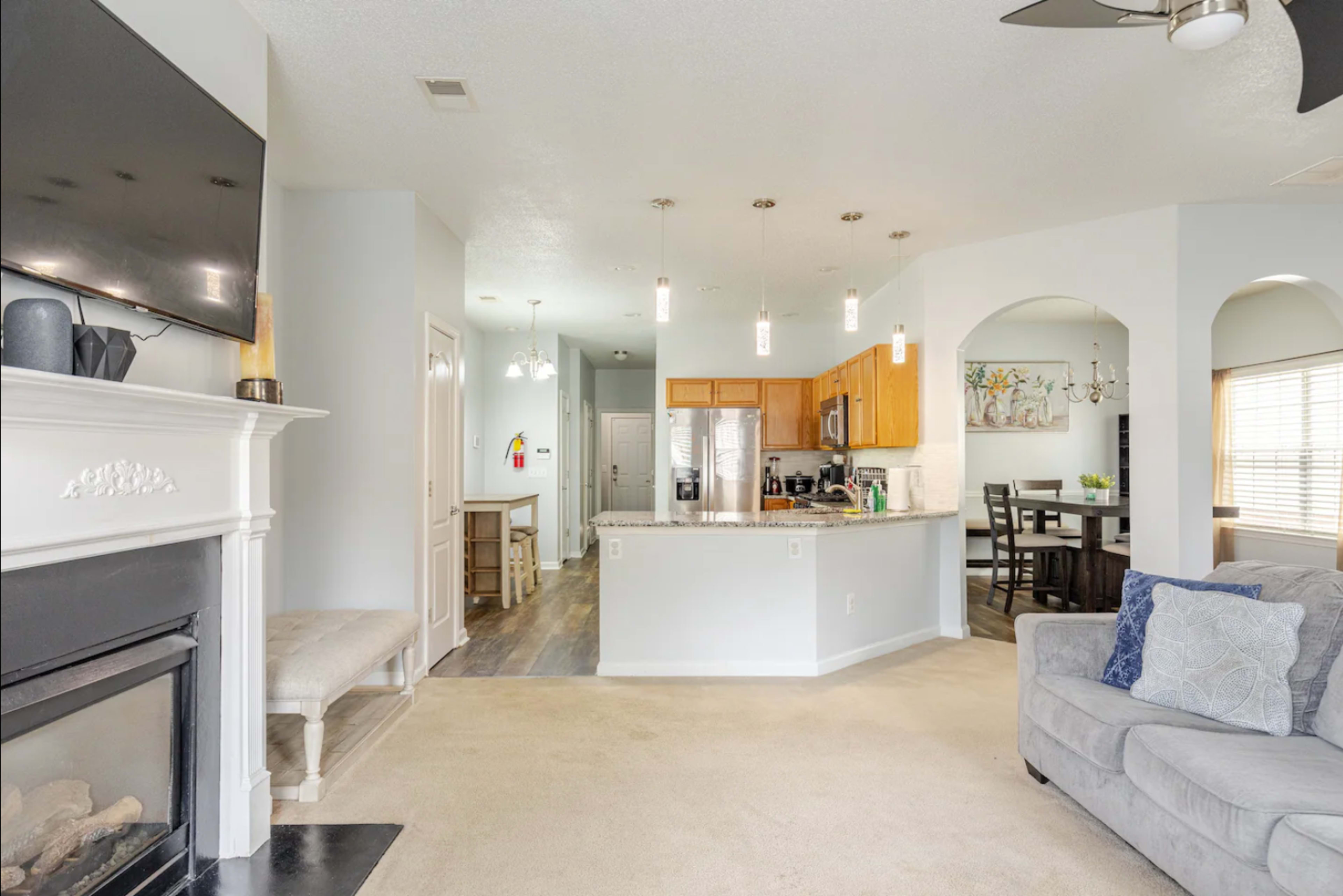 Beautiful 3BD/2.5BTH Atlanta Home - Airport Image in Southwest, Atlanta, GA