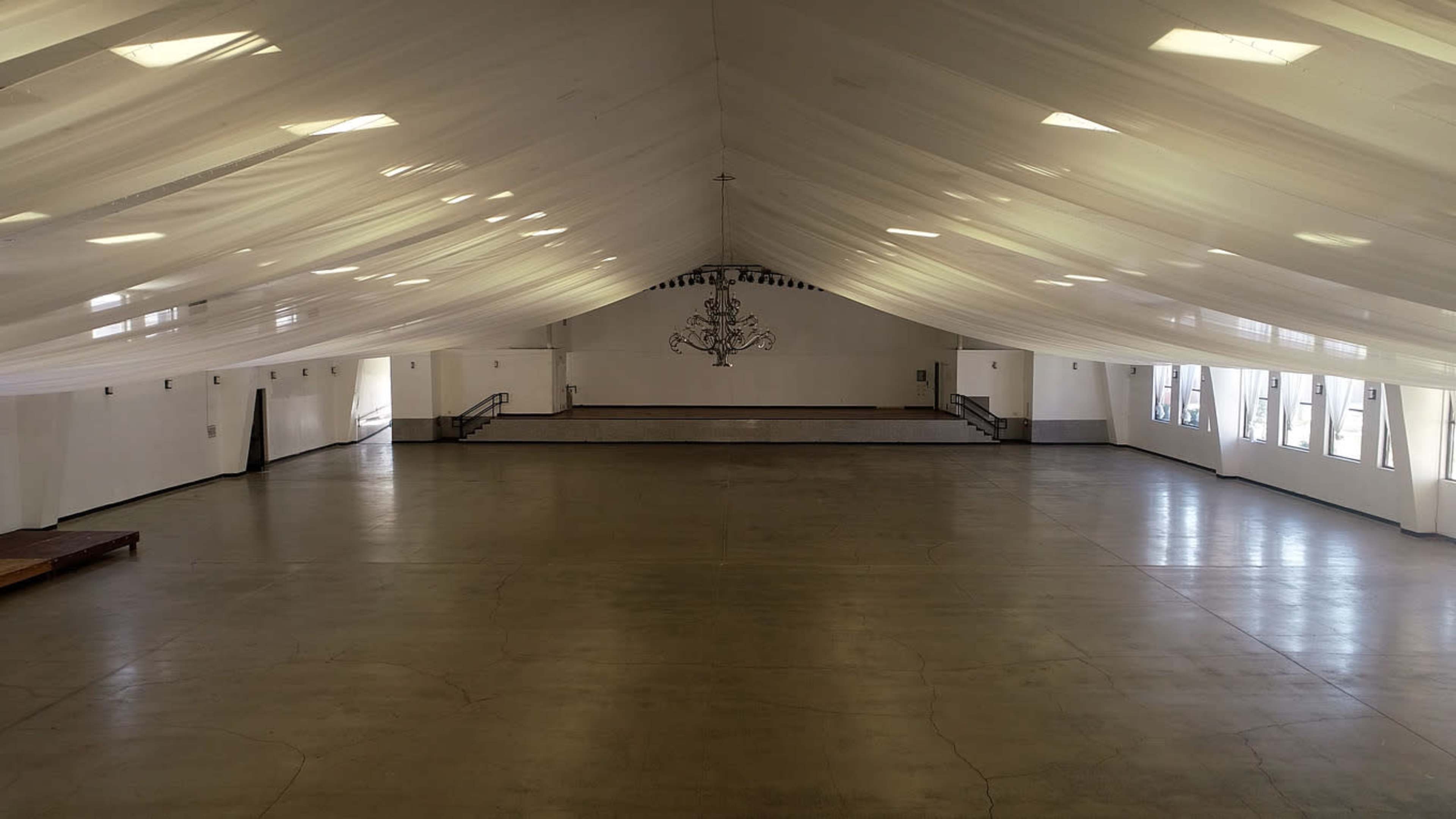 BAKERSFIELD HIDEN GEM- Bakersfield’s Hidden Gem – A Versatile Venue for Private Partys, Celebrations & Community Events Image in , BAKERSFIELD, CA