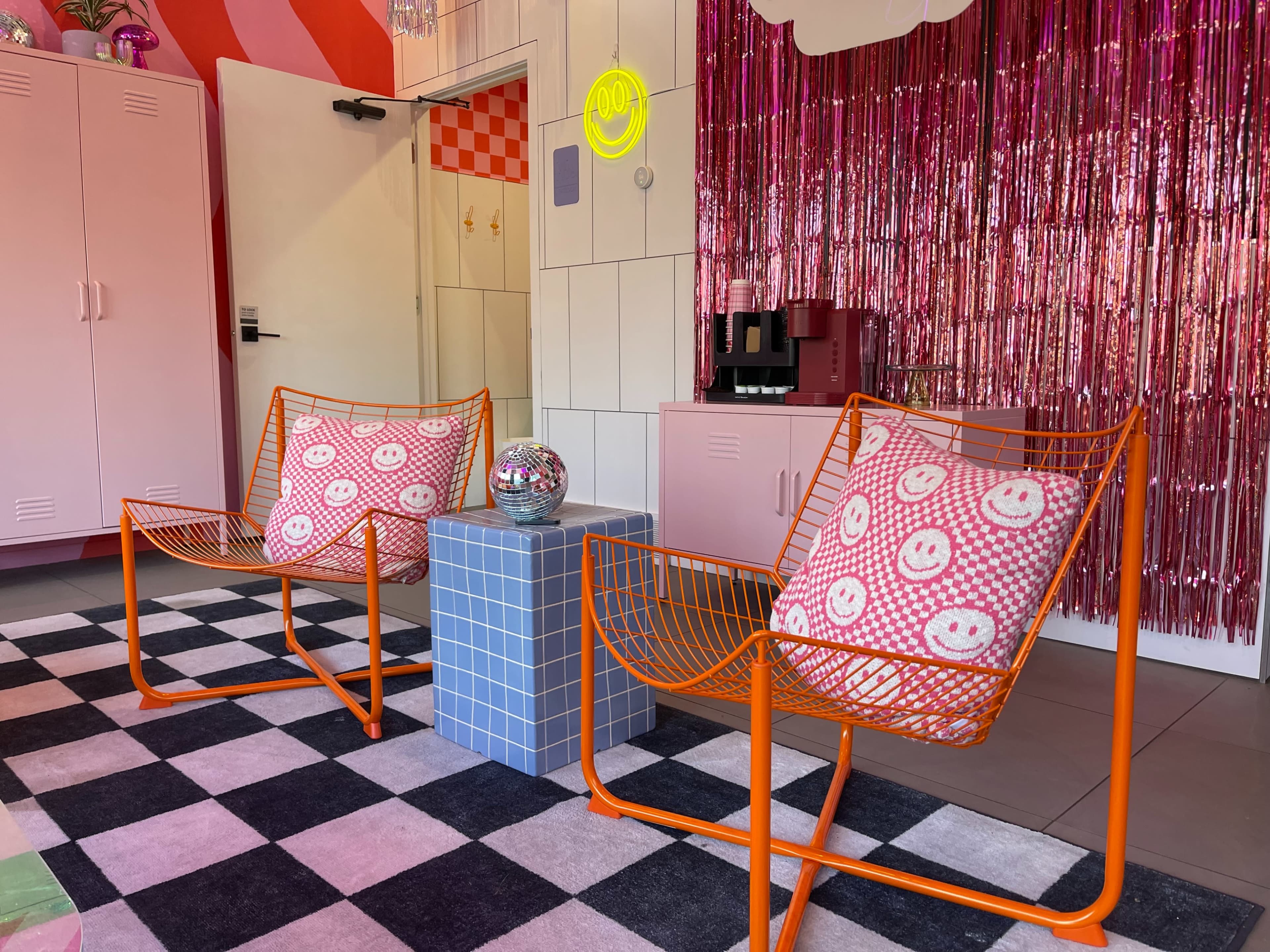 Downtown Groovy & Colorful Space with Kitchen Image in Central City, Salt Lake City, UT