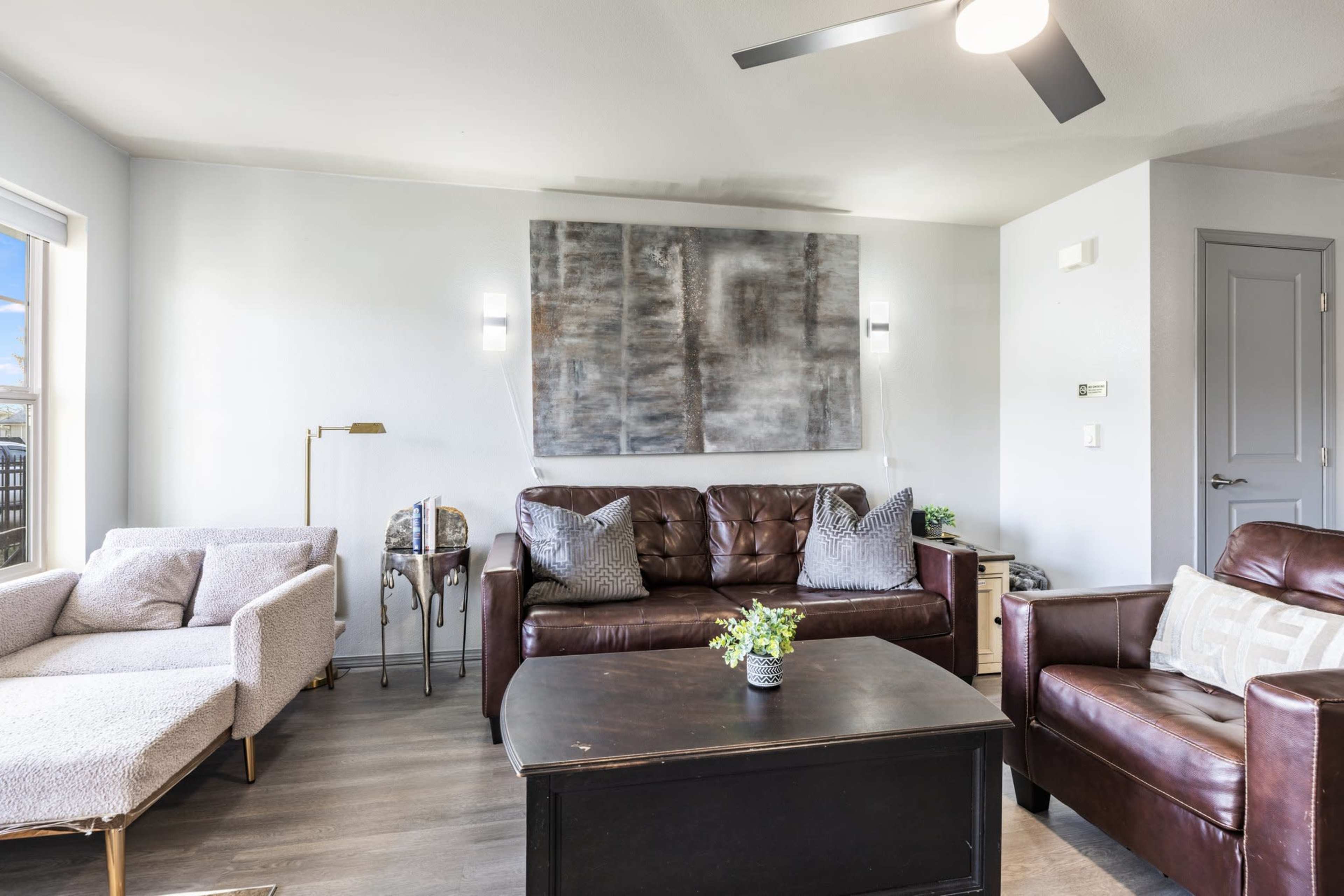 Welcome to home away from home in Tacoma, WA Image in South Tacoma, Tacoma, WA