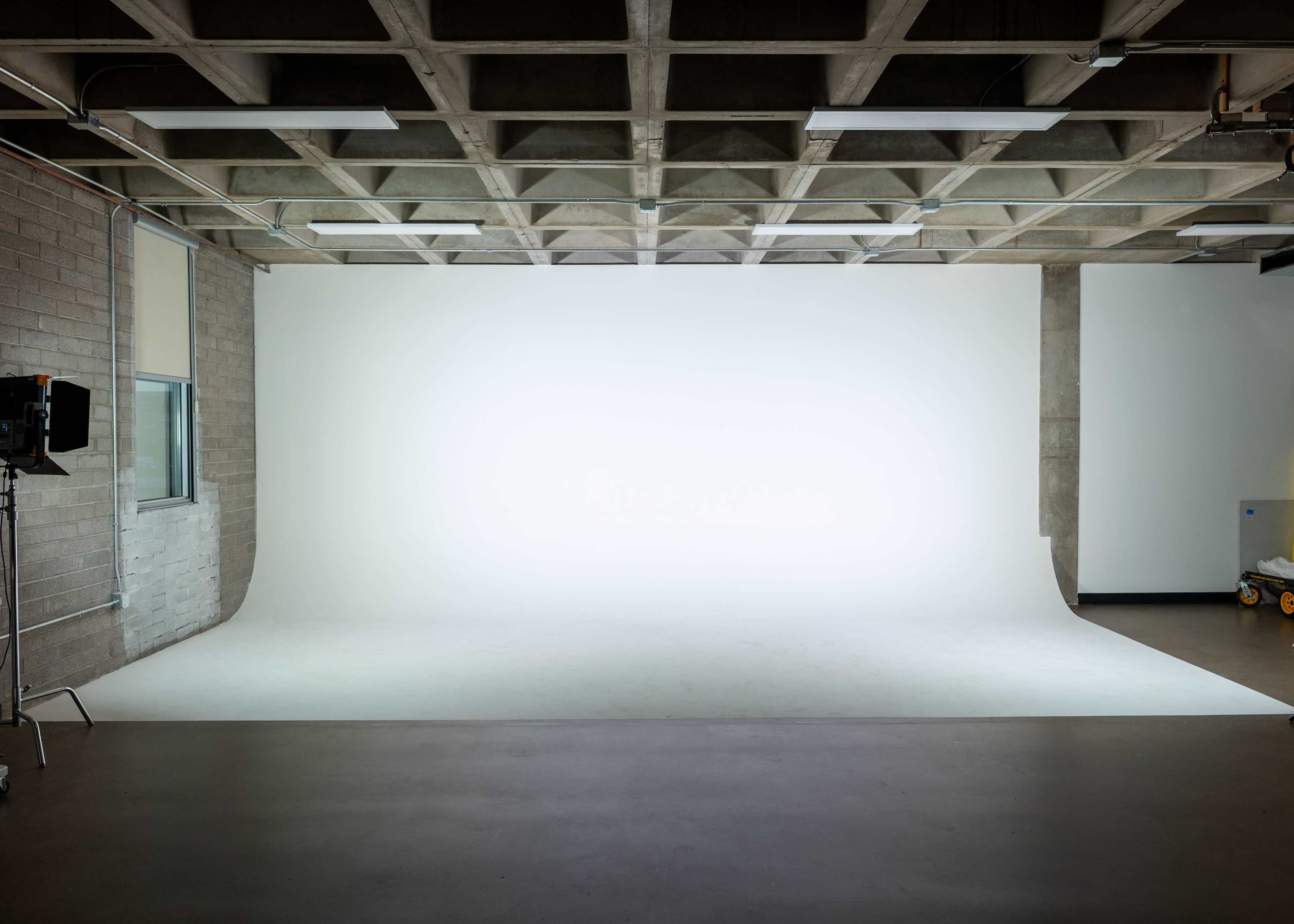 South Scottsdale Photo/Video Studio with Pre-Lit Cyc Wall Image in South Scottsdale, Scottsdale, AZ