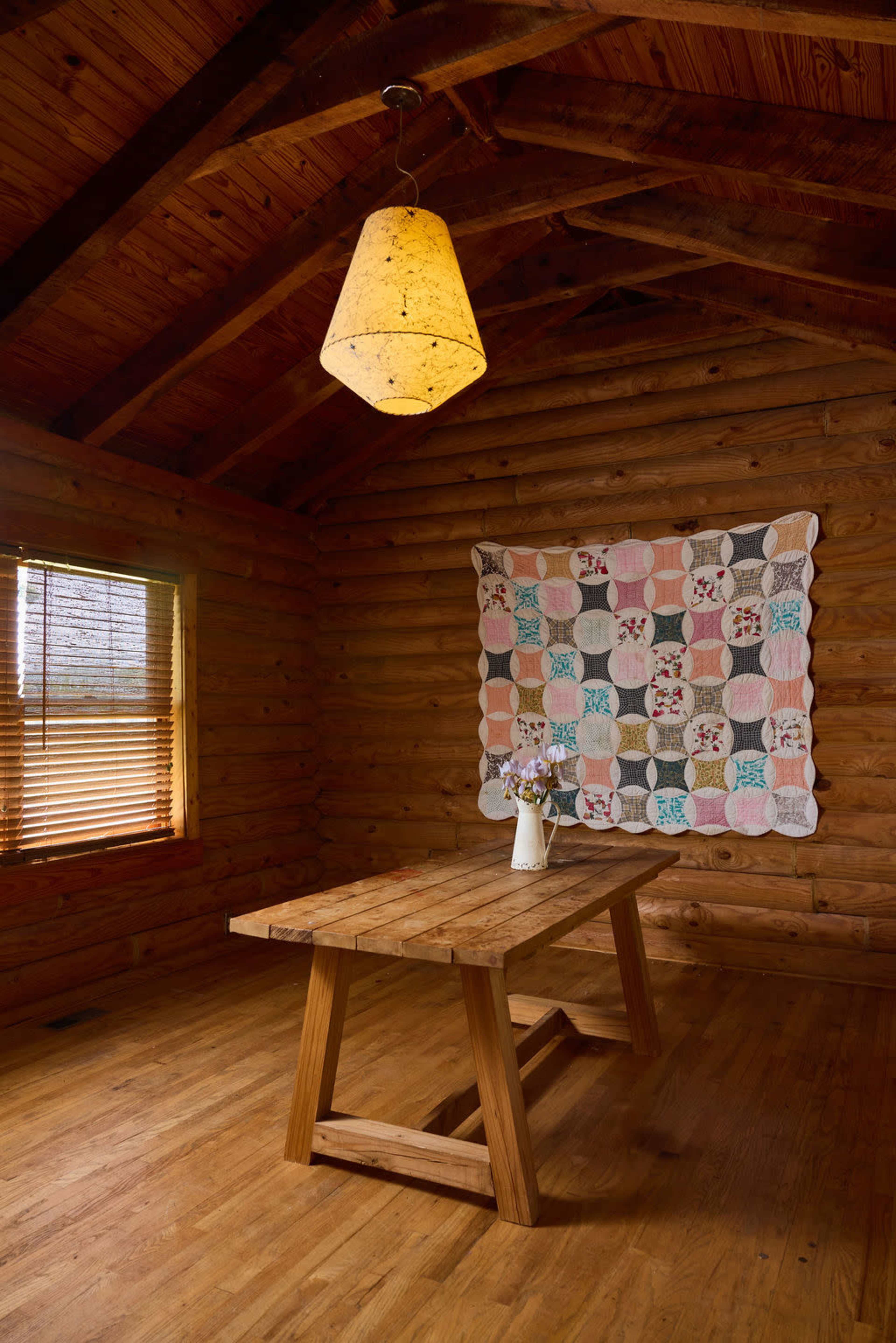 Country Cabin on 5 acres Image in , chapmansboro, TN