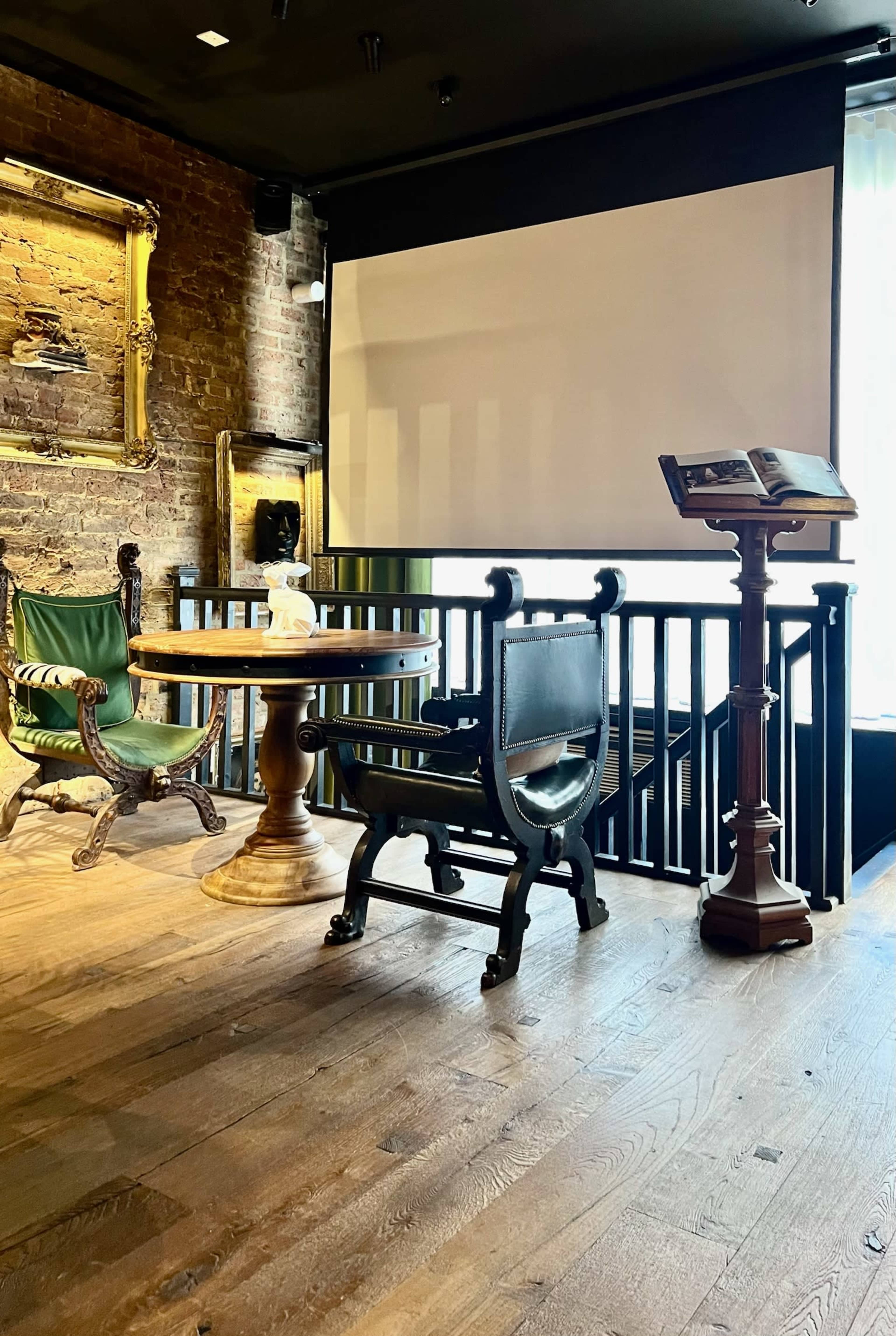 South London Interior Designed Boutique Studio / Meeting Space Image in Crystal Palace, London, ENG