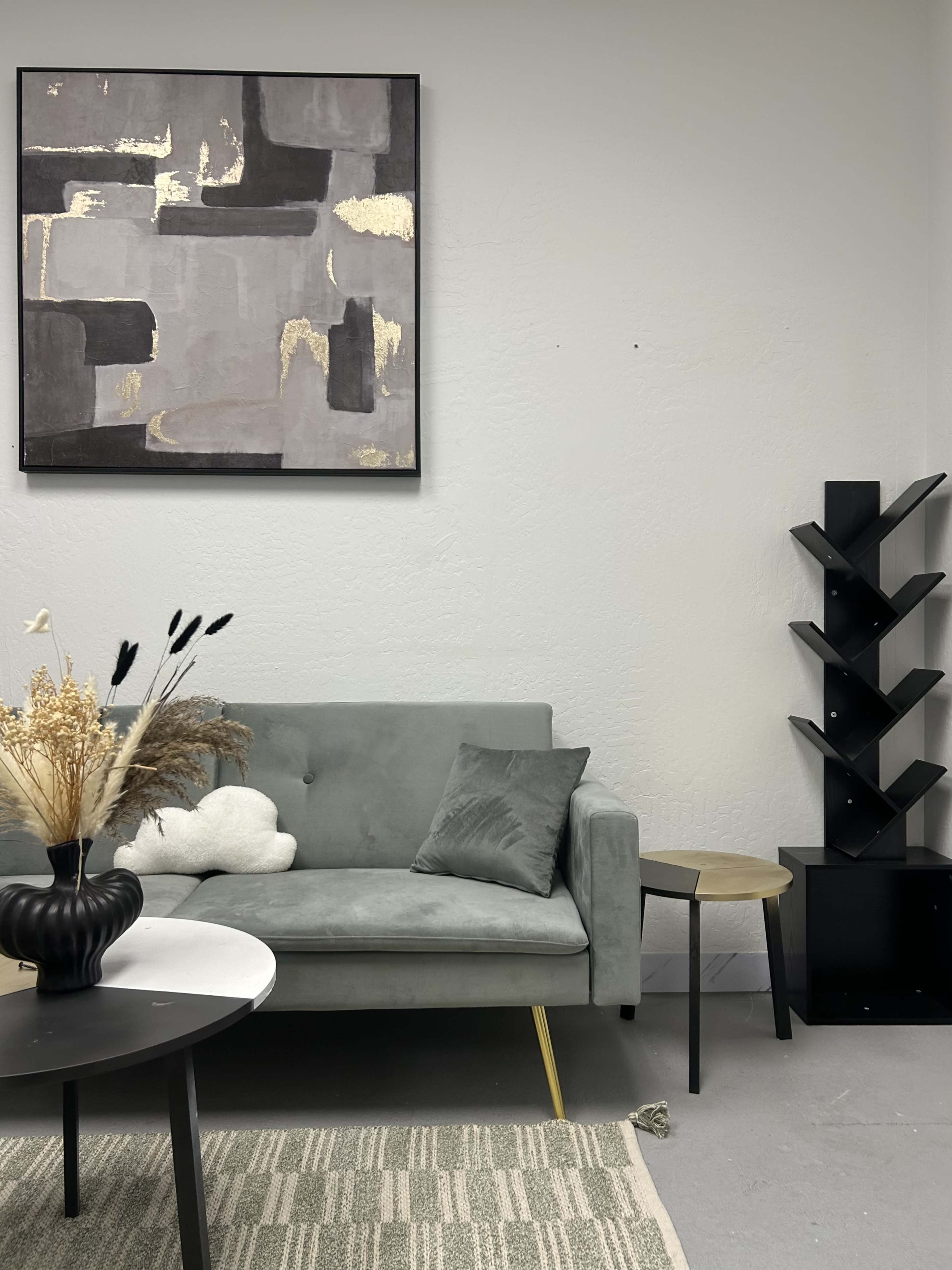 Private work office Image in Alhambra, Phoenix, AZ