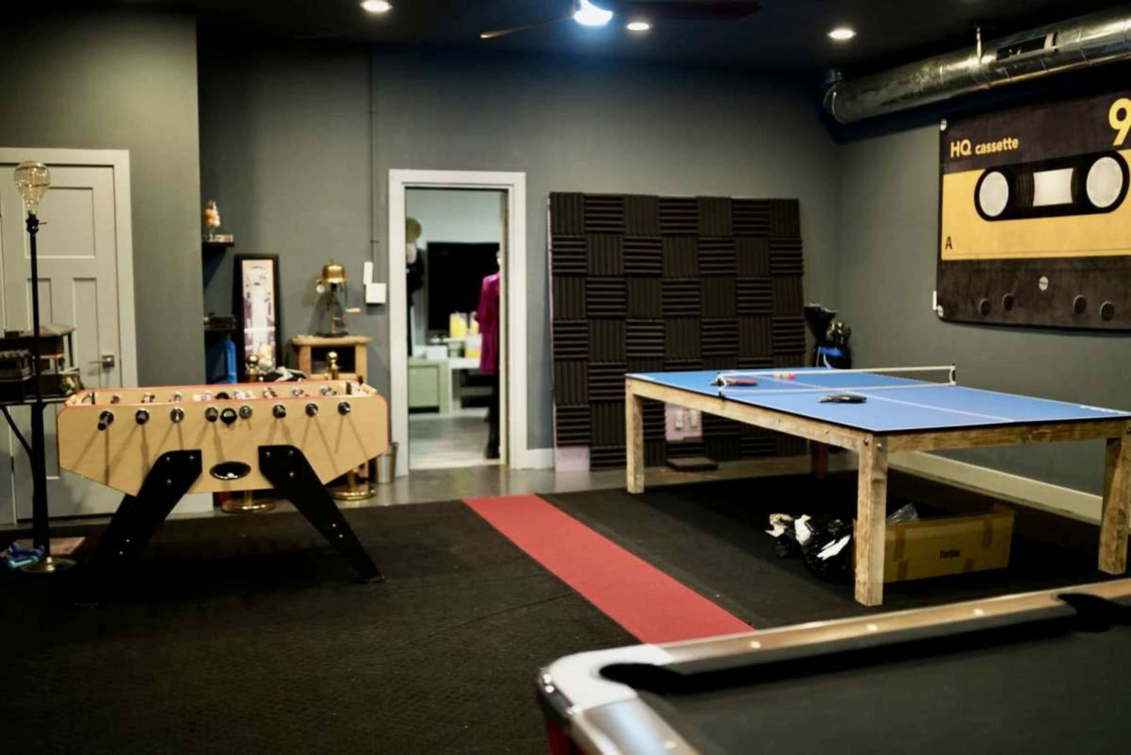 GAME ROOM / MOVIE ROOM Image in Great Bridge East, Chesapeake, VA