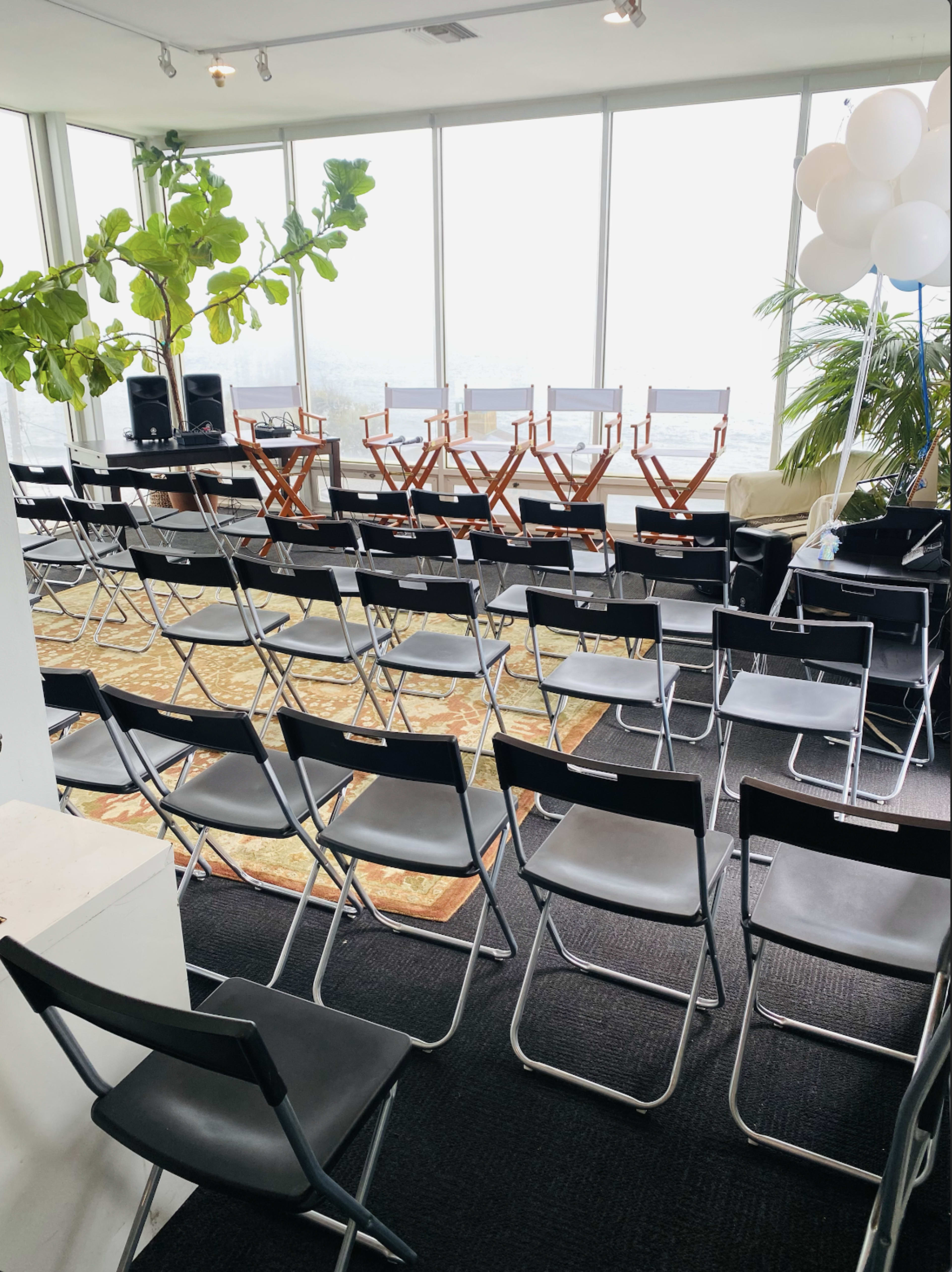 Indoor/Outdoor Oceanside Space With Patio Image in Eastern Malibu, Malibu, CA