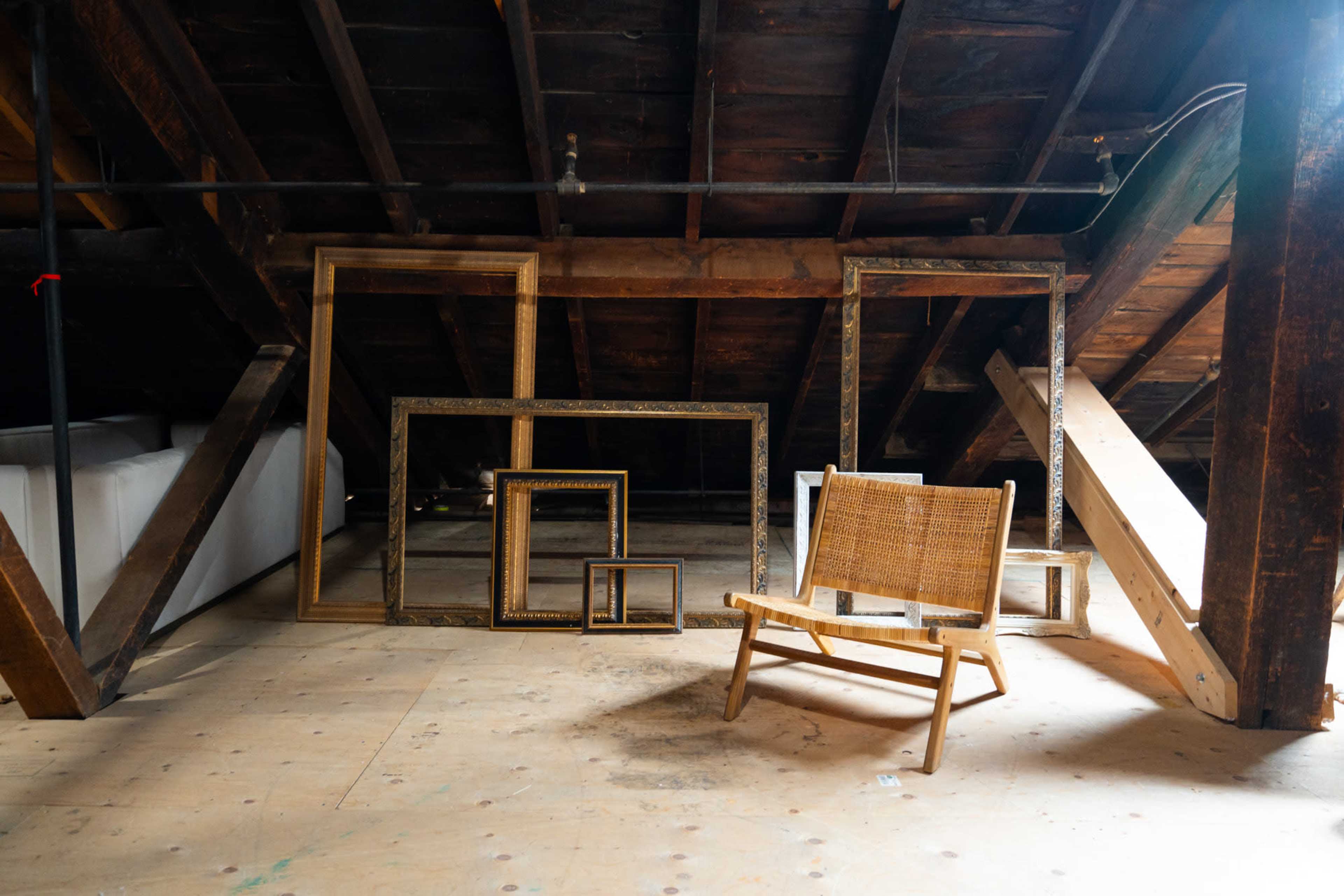 The Attic Image in Dundas, Dundas, ON
