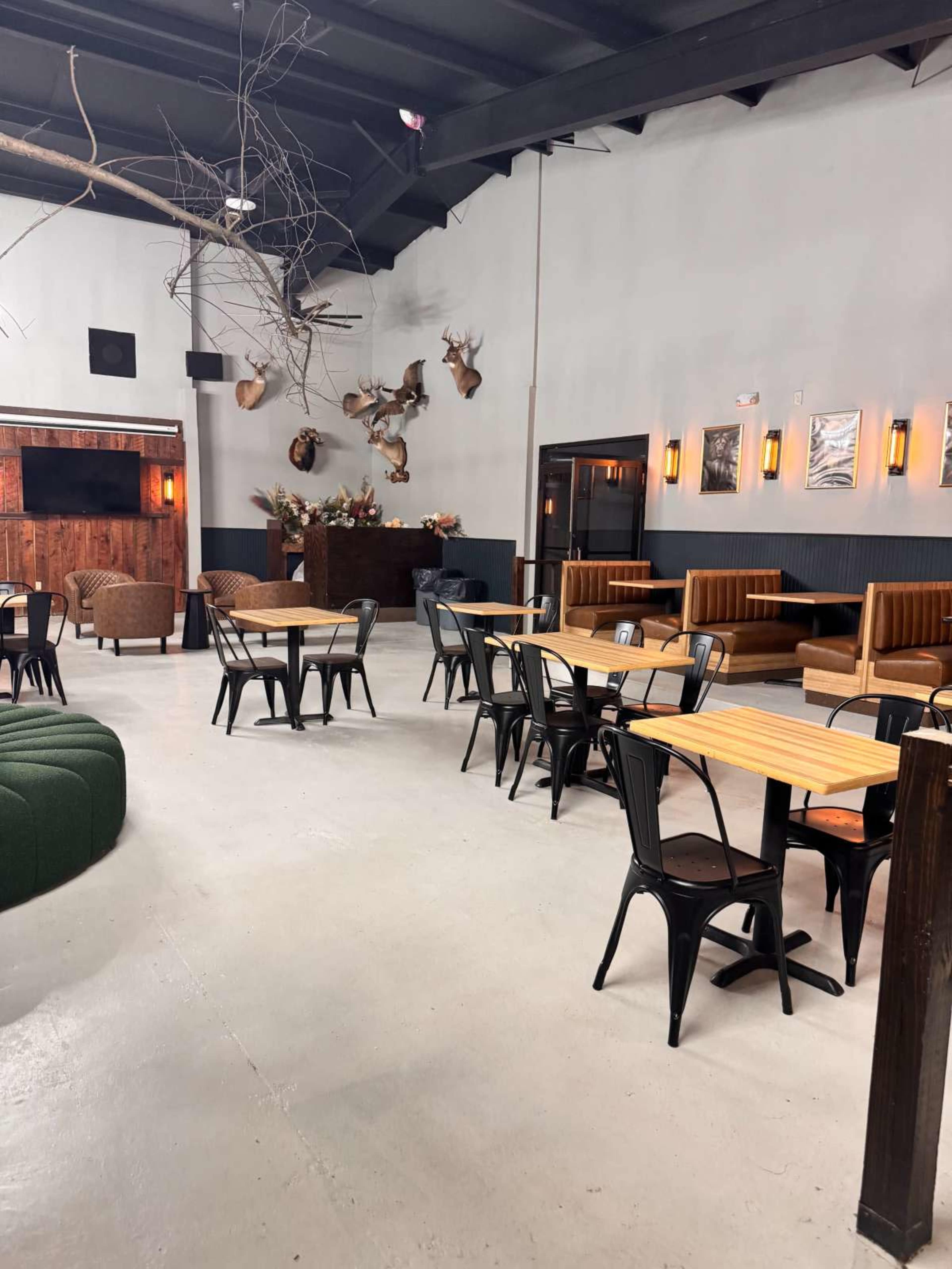 Speakeasy Private Club on 35 Acres Image in , Houston, DE