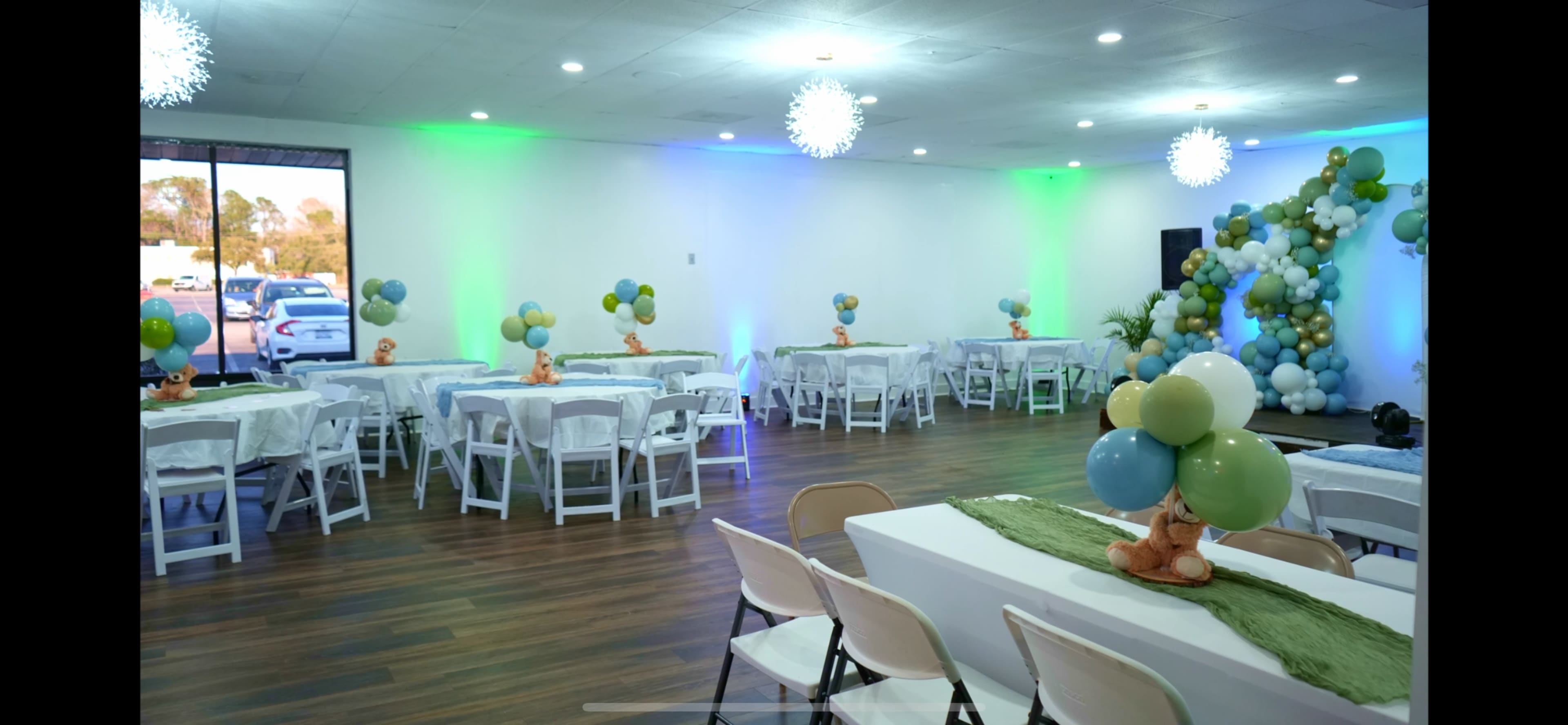 Local Venue with Tons of Free Parking in the Heart of Charleston Image in West Ashley, Charleston, SC