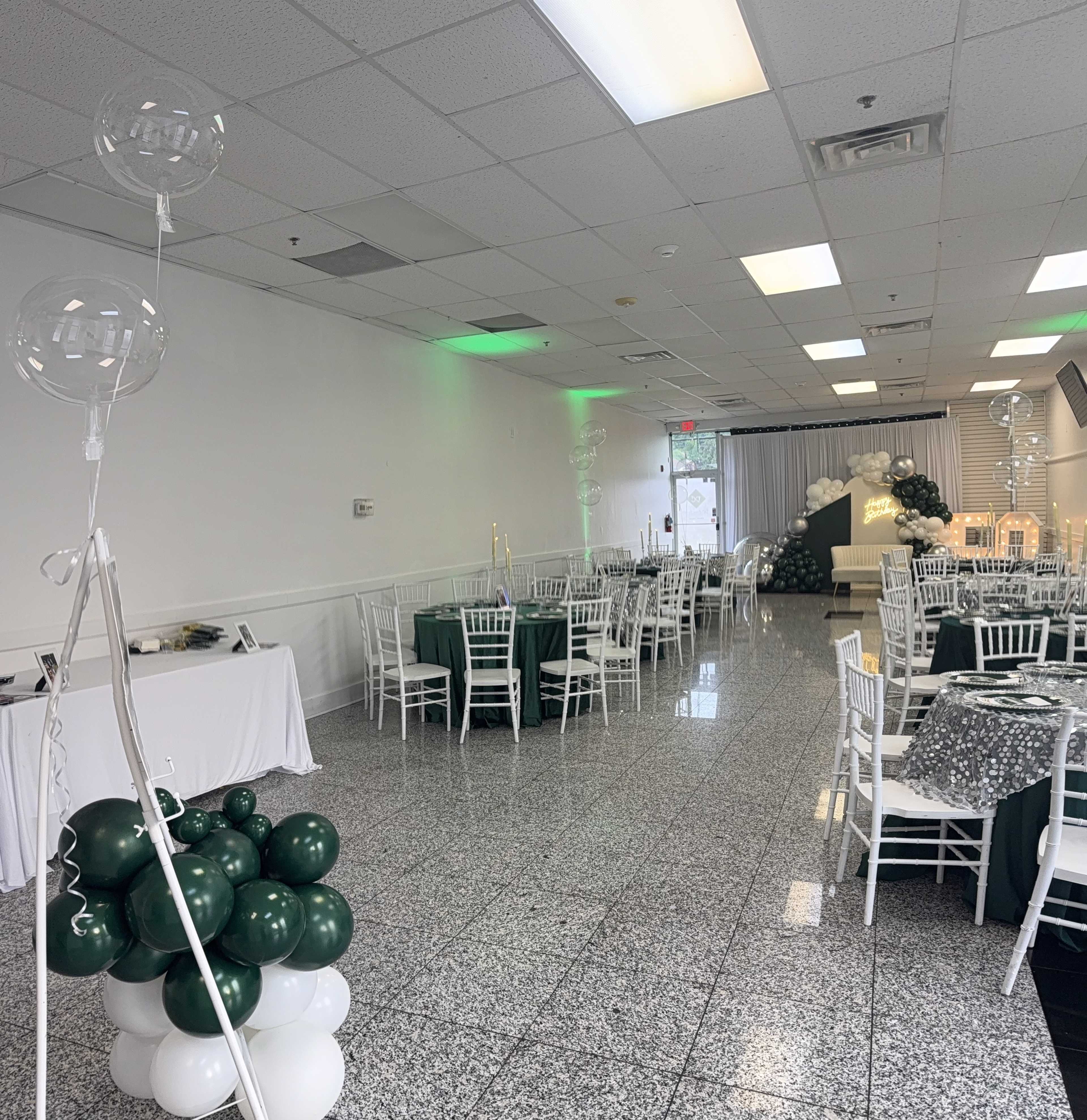 Stylish Multi-Use Event Space • Perfect for Parties, Dinners & Creative Setups Image in Garnerville, Garnerville, NY
