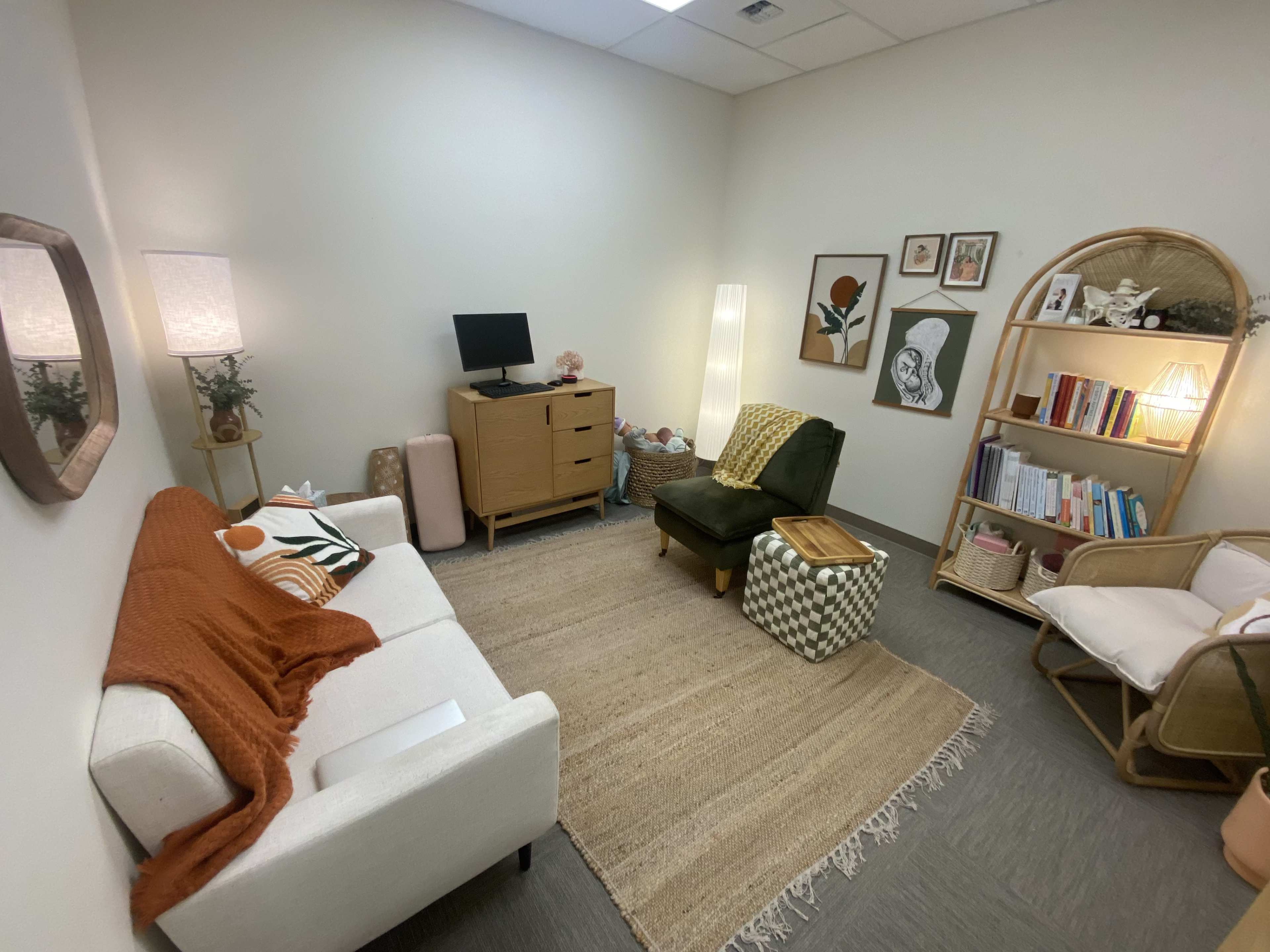 Convenient Studio Space and Offices with Cozy Vibes Image in Puget, Bellingham, WA