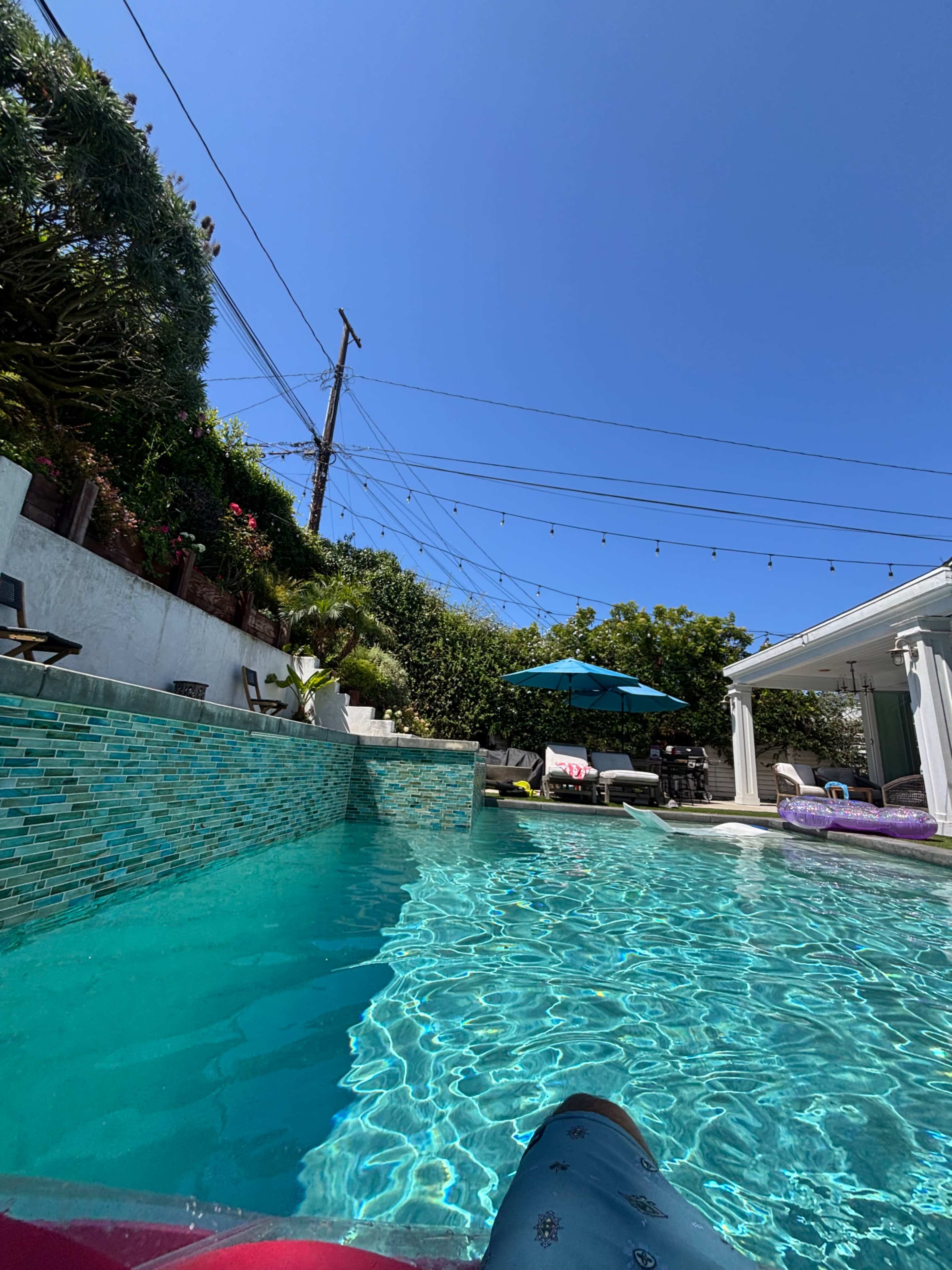 Backyard Oasis: A Modern Retreat for Relaxation and entertaining Image in Riviera, Torrance, CA