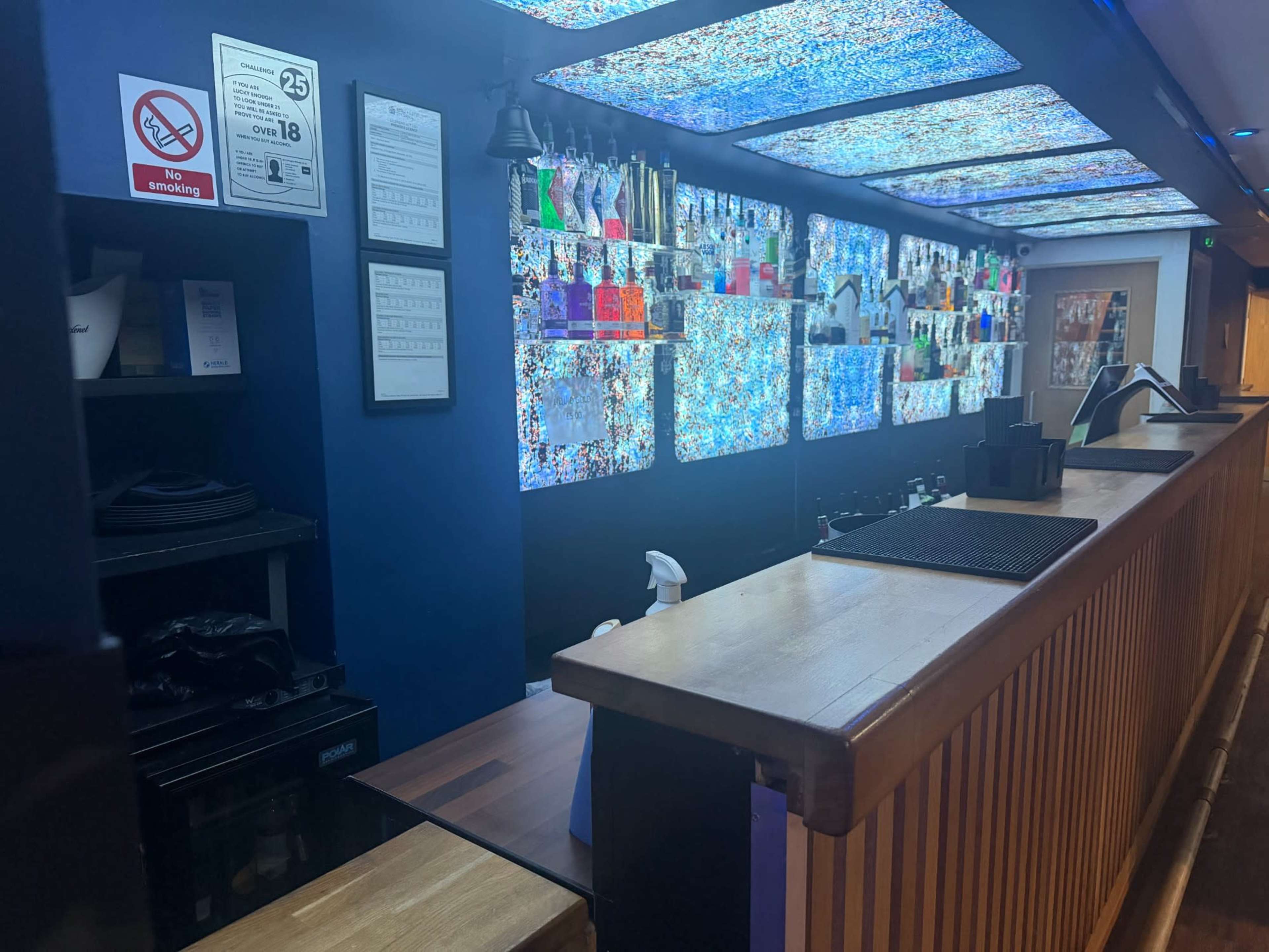 Intimate City Centre Basement Location Image in Central Retail District, Manchester, ENG