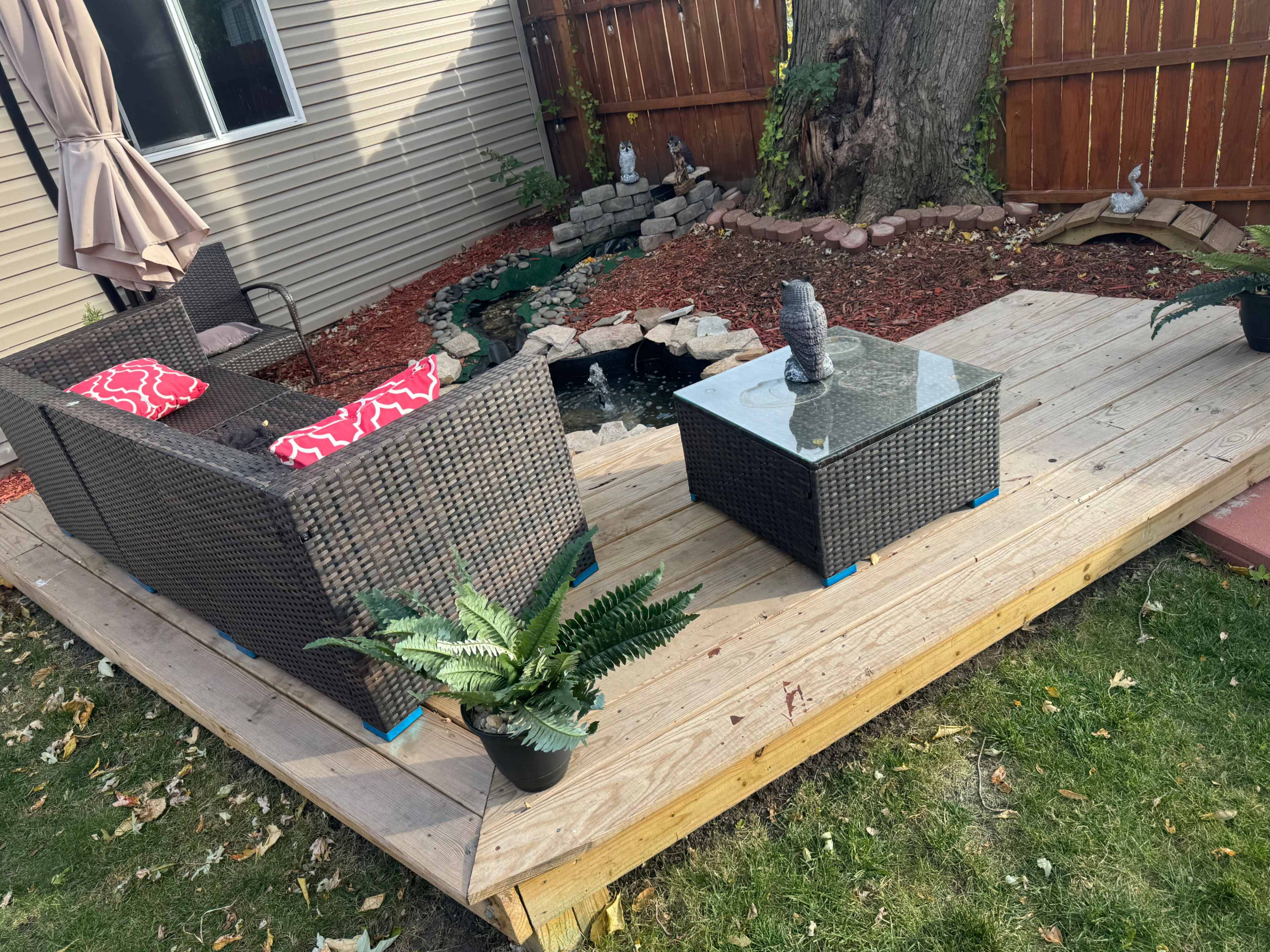 Cozy and spacious 4 bedroom house, 3 floors, fireplace, with pond in the back yard Image in South Side, Chicago, IL