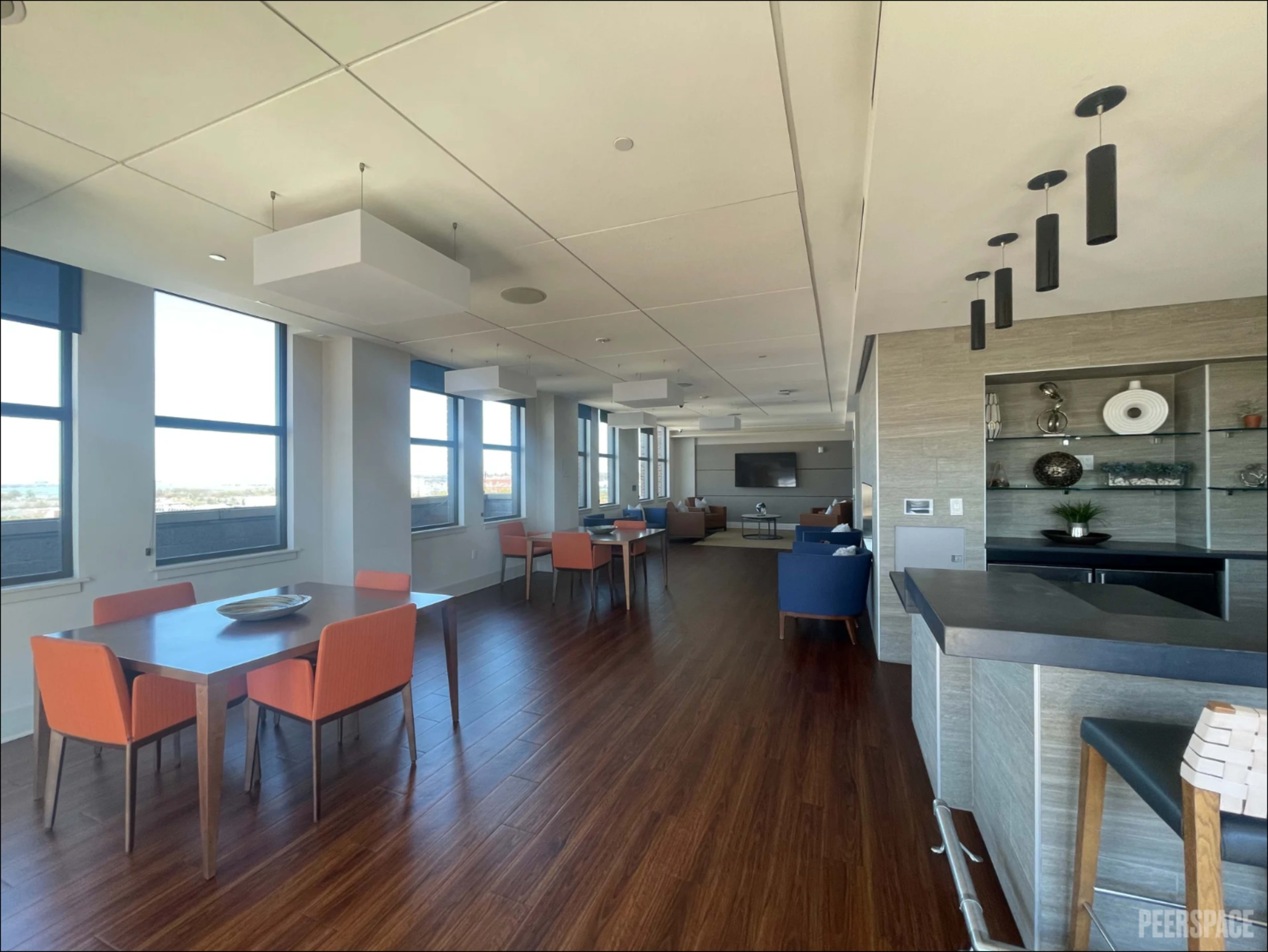 Elevated Rooftop Indoor Lounge in Historic Old Town Alexandria with DC Skyline Views Image in Old Town West, Alexandria, VA