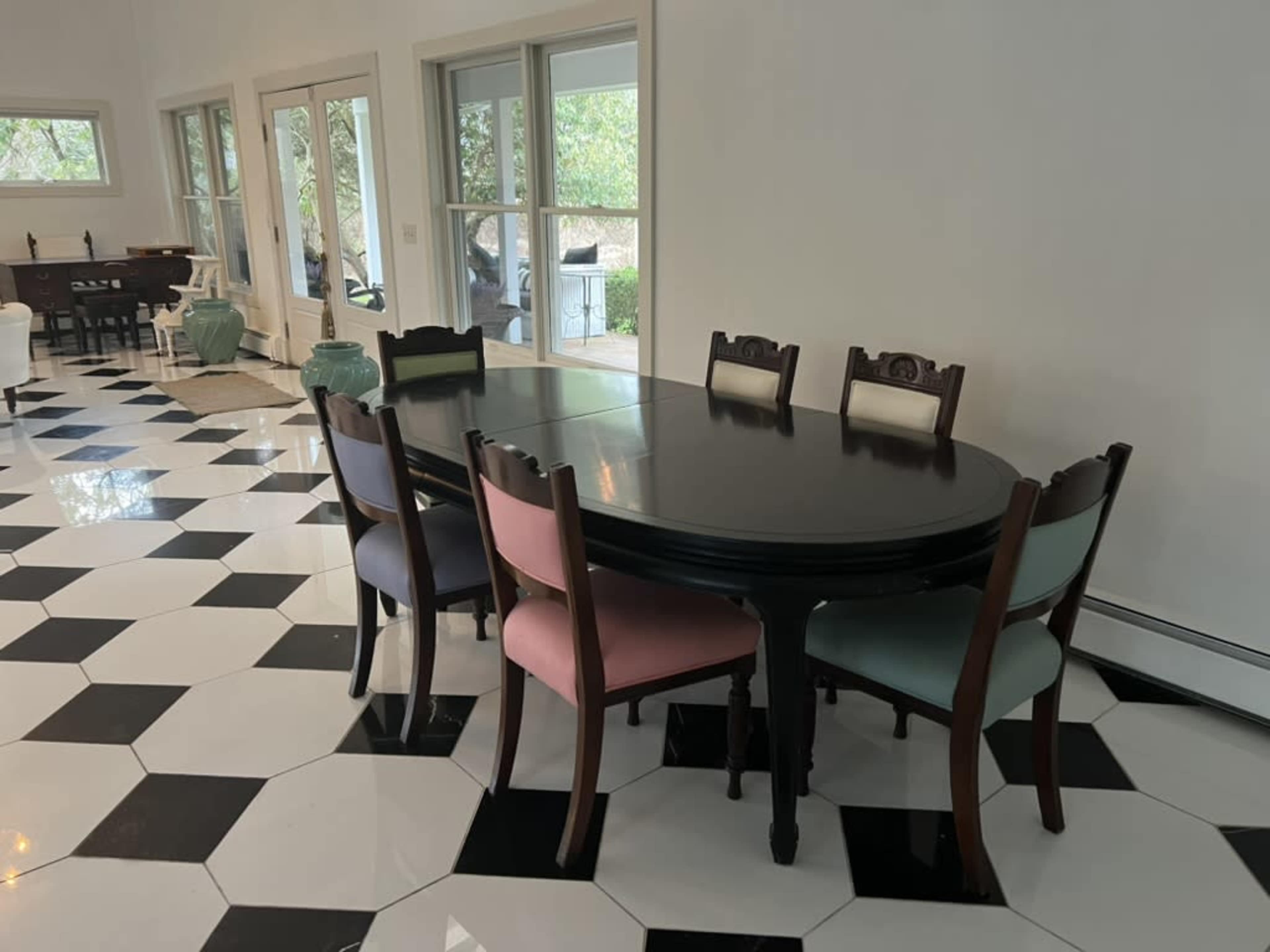 Elegant Home, Vaulted Ceiling, Black & White Marble Check Floor on Half Acre Image in Shelter Island, Shelter Island, NY
