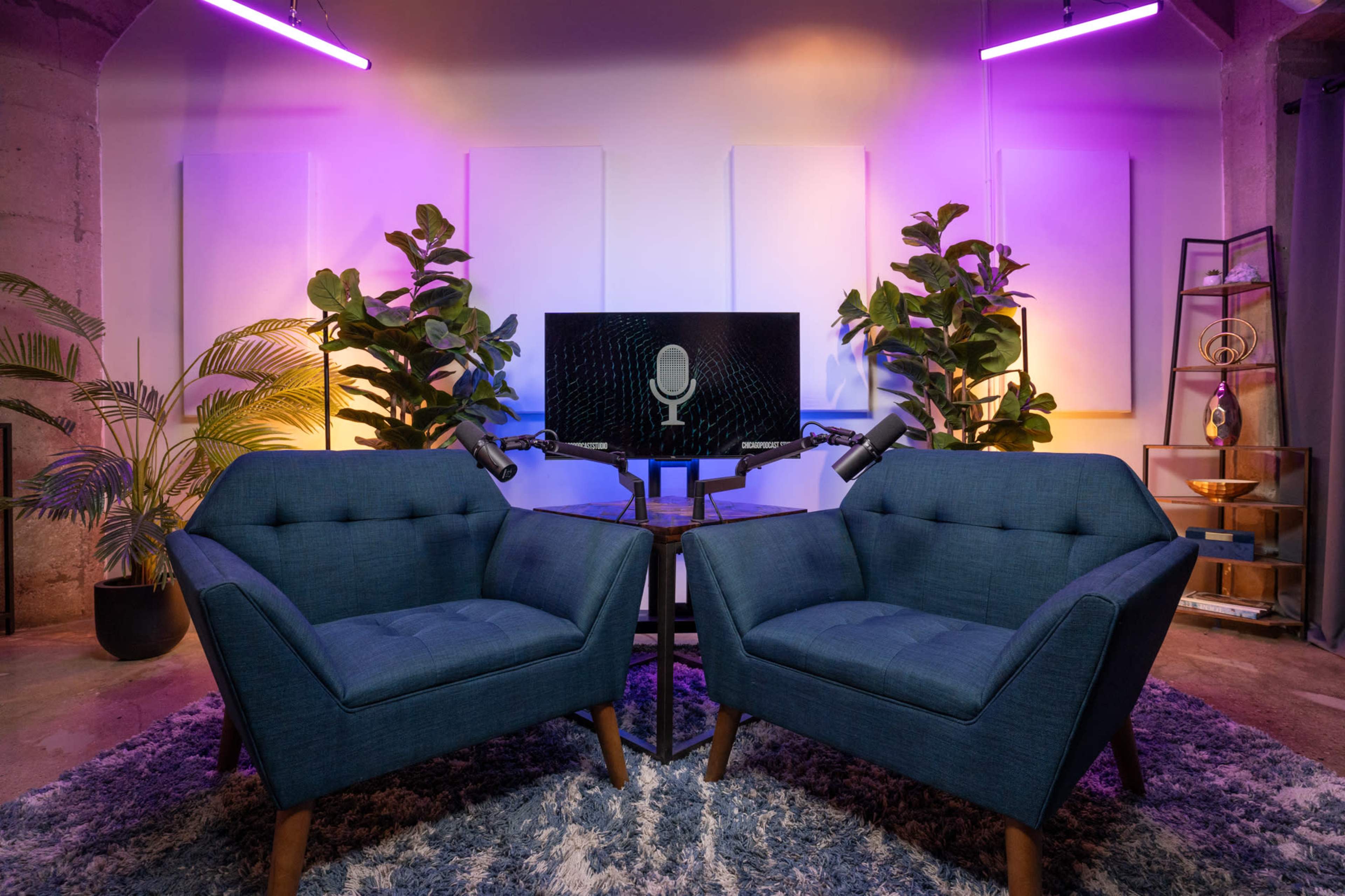 Beautiful Video Podcasting Studio in Lakeview Image in Lake View, Chicago, IL