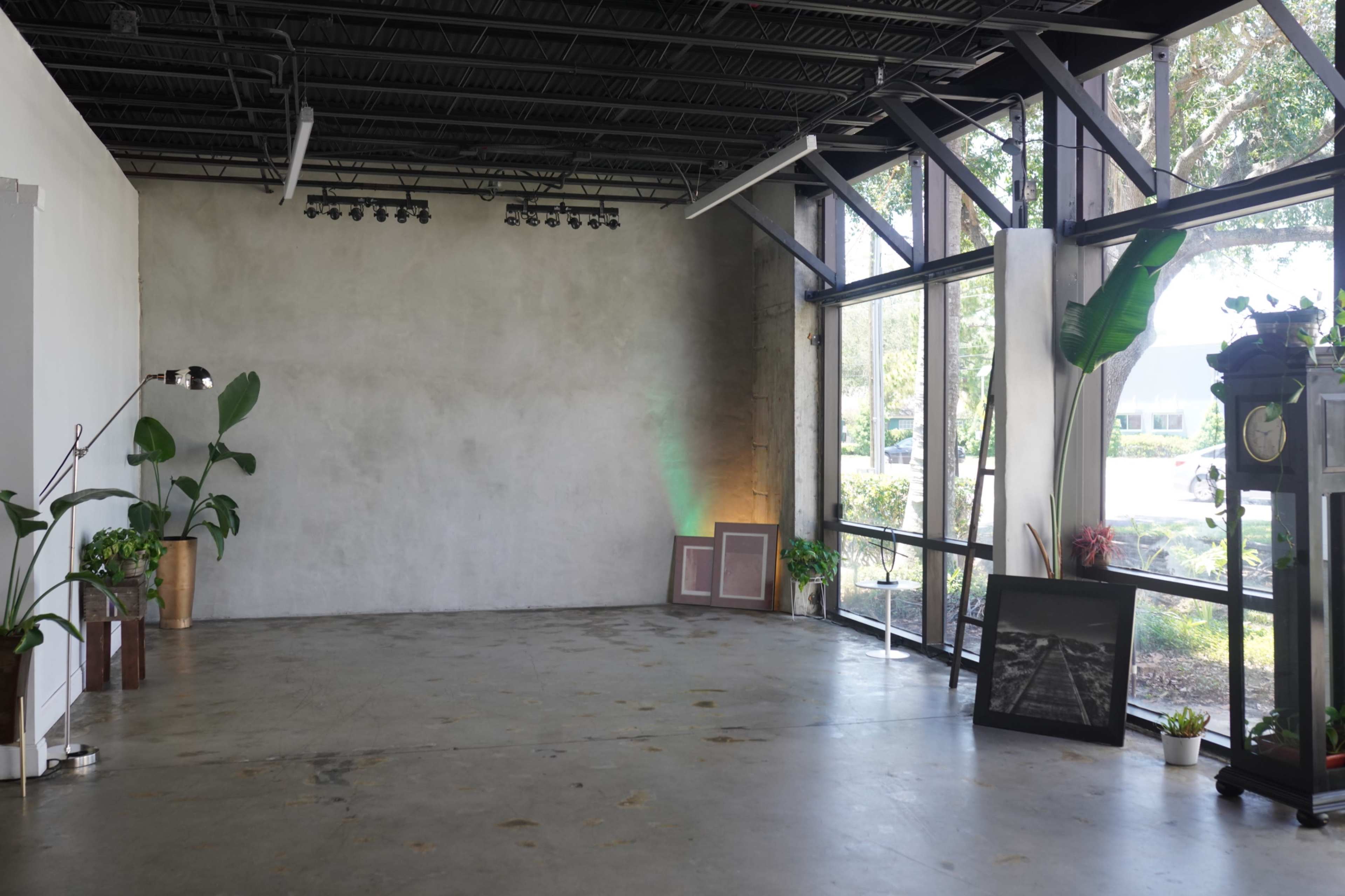 Contemporary Industrial Space! Ideal for Intimate Social Gathering Image in , Winter Park, FL