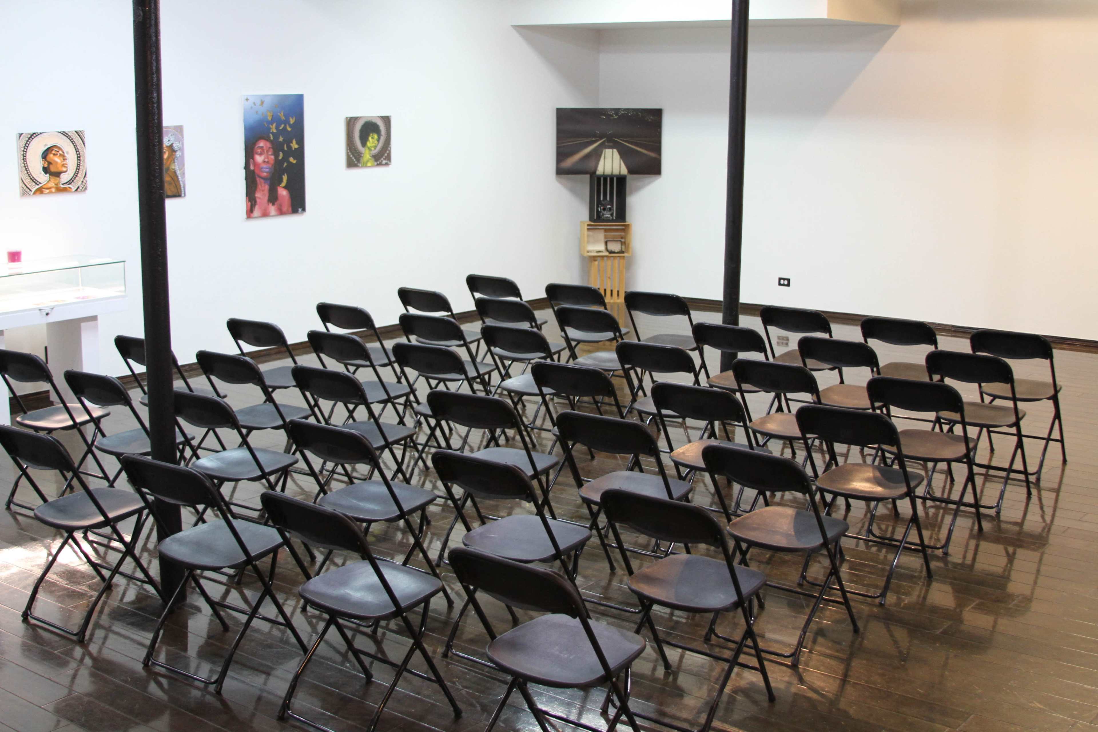 Open Concept Location and Creative Studio Image in Bronzeville, chicago, IL