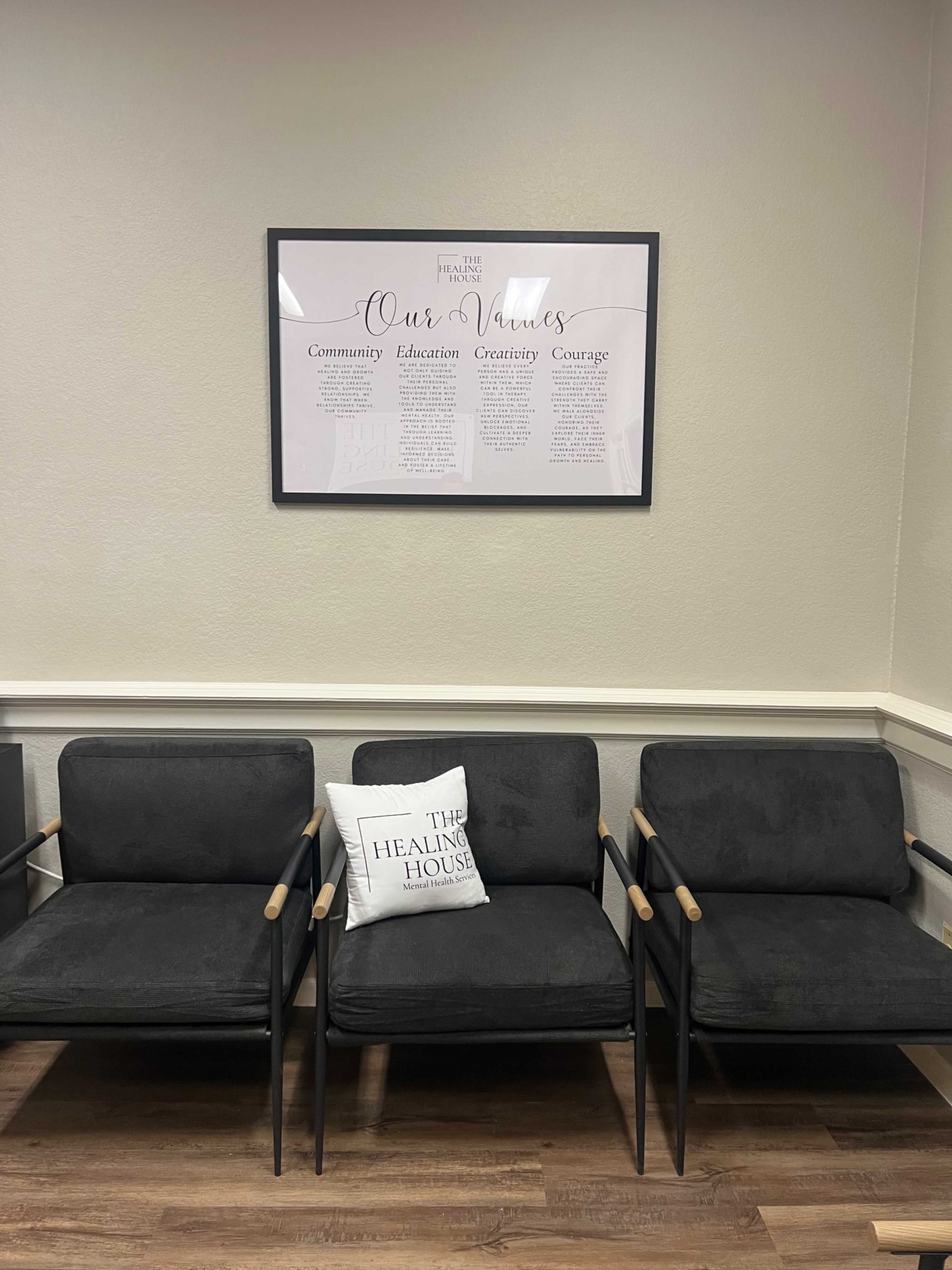 Inviting Bright Space for Small Groups & Meetings in Gilbert Image in Gilbert, Gilbert, AZ