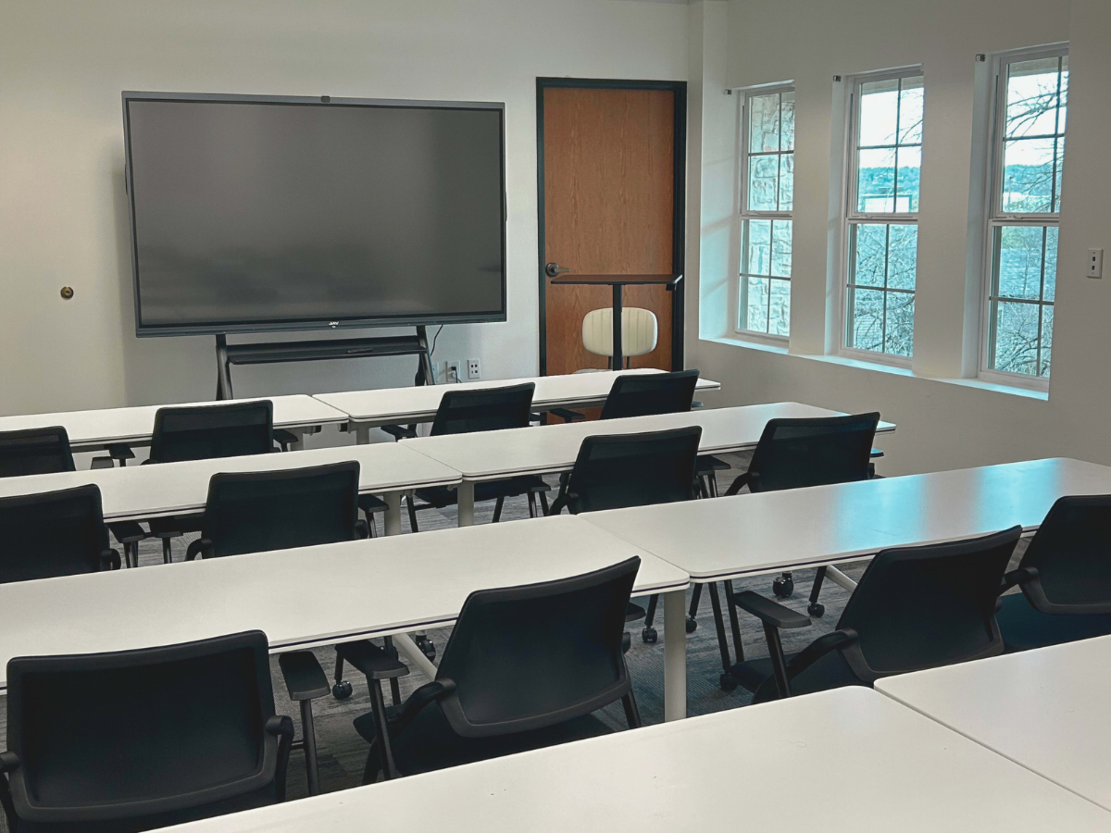 Private Meeting Room in Arboretum Image in Oaks Of Jollyville, Austin, TX
