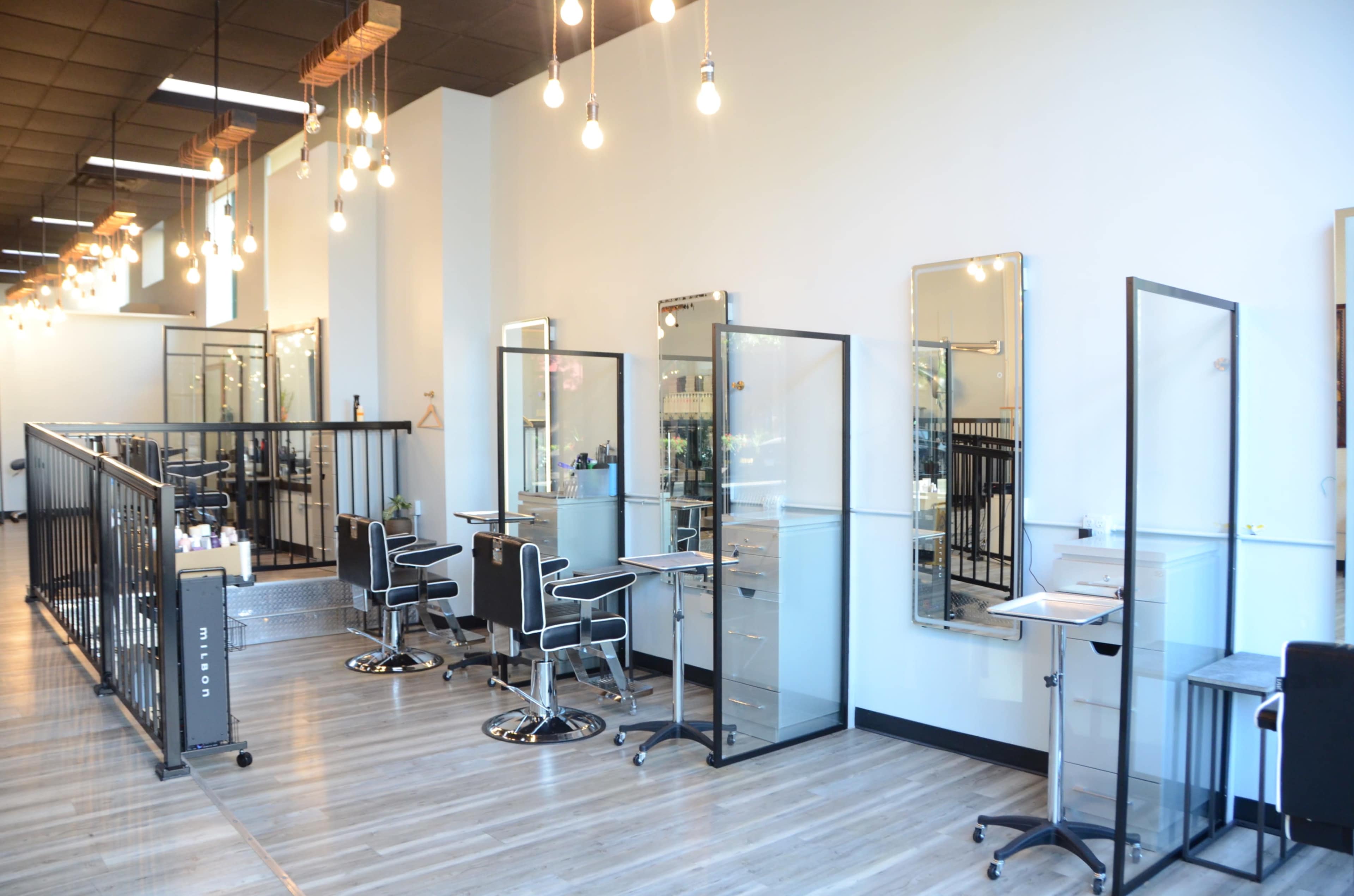 Heart of Andersonville space Image in Edgewater, Chicago, IL