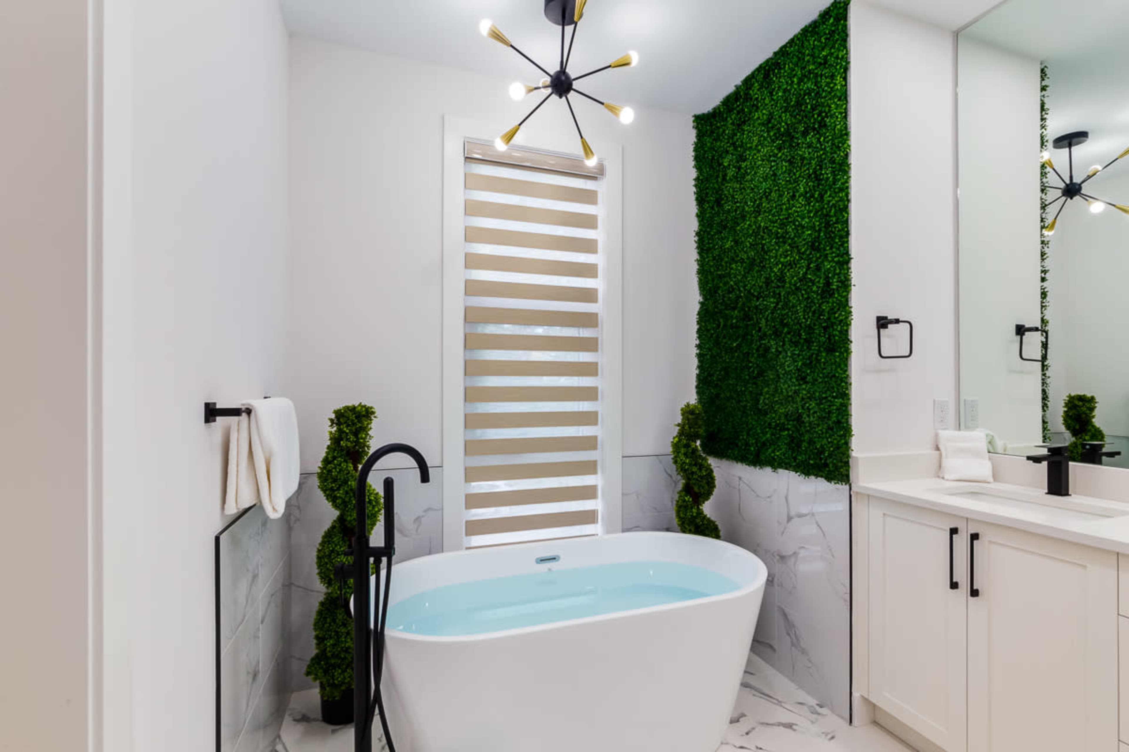 Urban Duplex w/ Hot Tub, 2 Kitchens & Fireplace. Image in Southwest Calgary, Calgary, AB