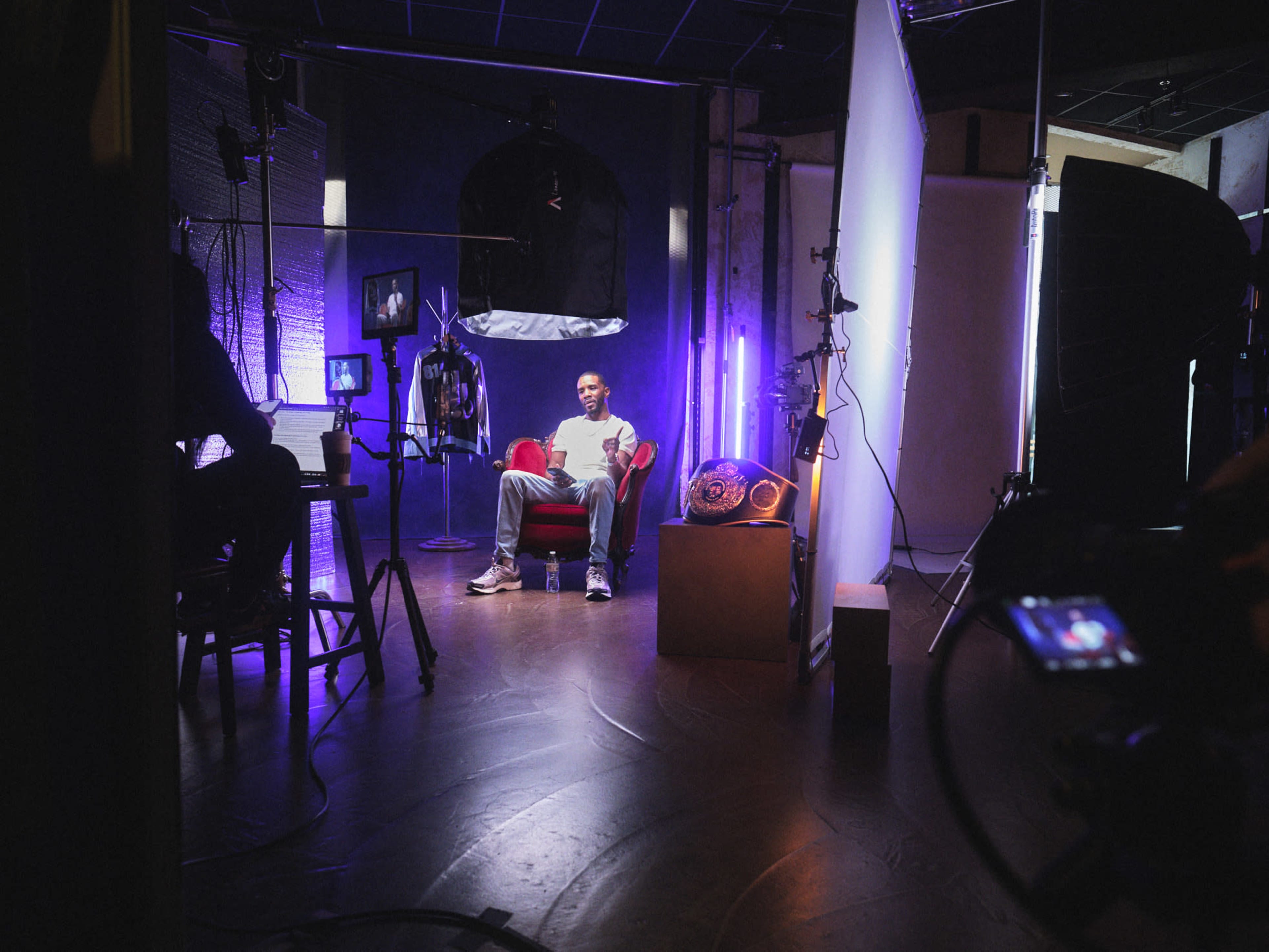 Spacious and fully equipped photography / videography studio, conveniently located in the Johnstown Galleria mall. Image in Richland Township, Johnstown, PA