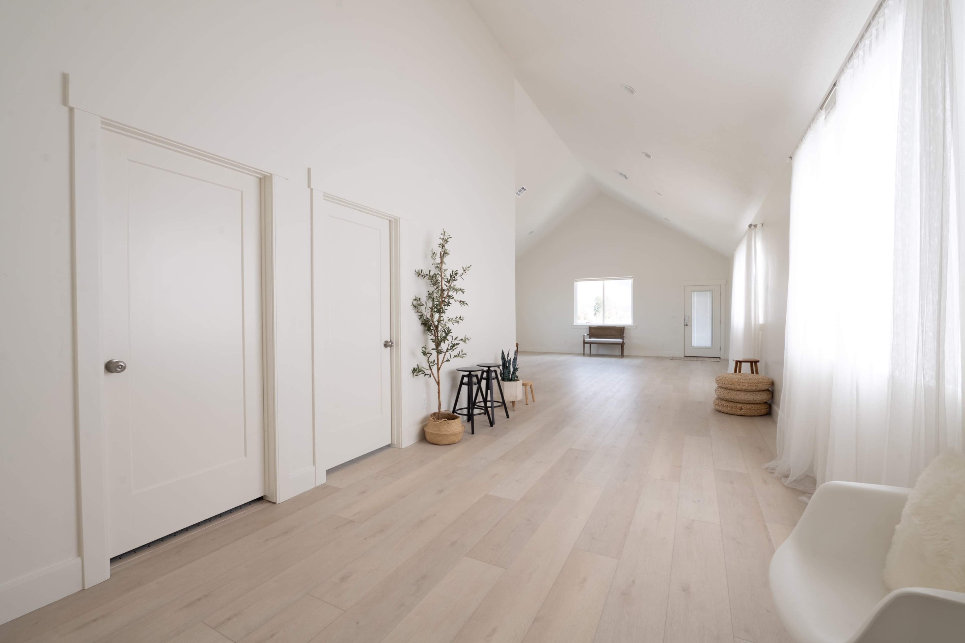 Natural Light Studio Space Image in Mapleton, Mapleton, UT